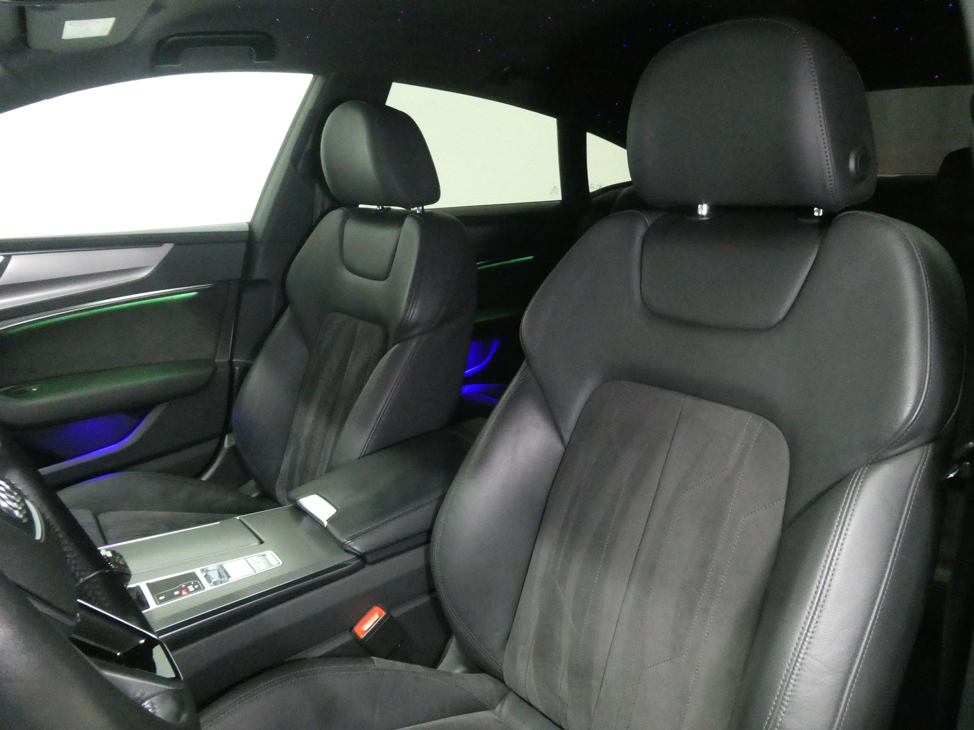 AUDI A7 Sportback 50 TDI S-line quattro S-tronic - Matrix LED - Leder/Alcantara - B&O - 360° Kamera - AHK - 286 PS-image-9