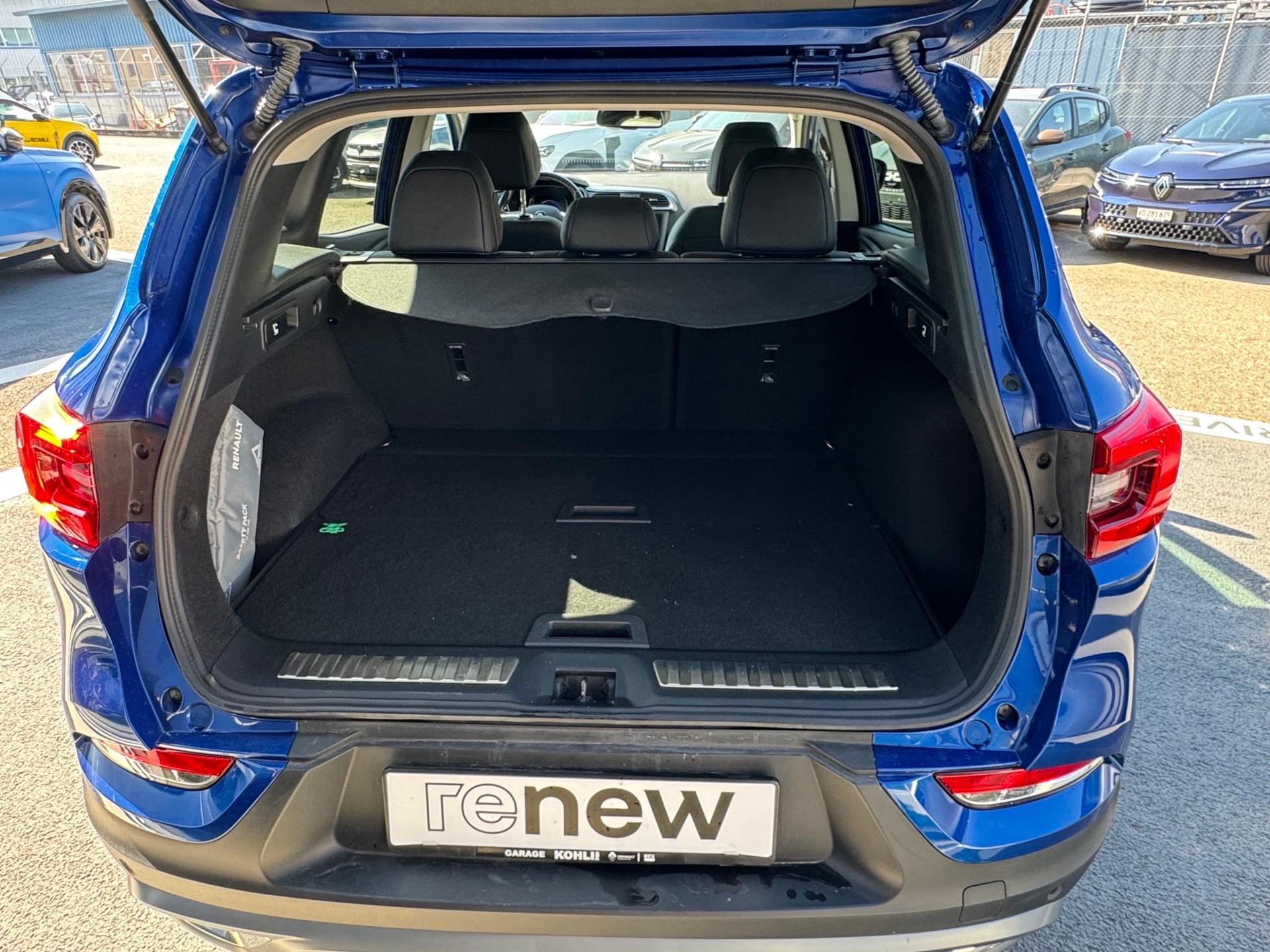 RENAULT Kadjar 1.3 TCe 160 Black Edition EDC-image-12