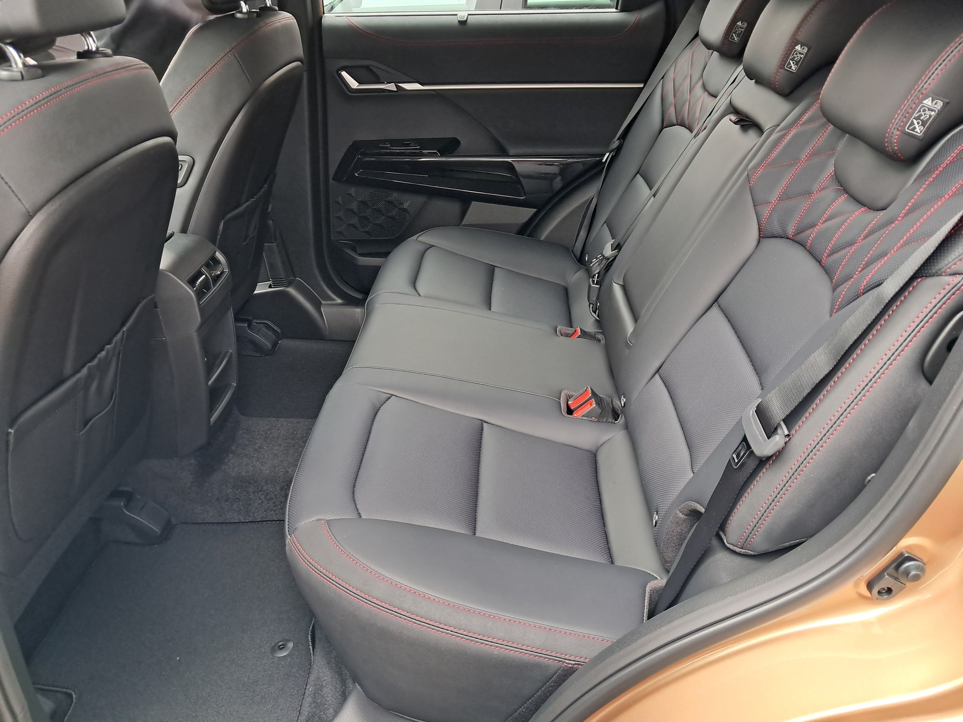 KGM-SsangYong Actyon 1.5 T GDI First Edition 4WD AT-image-11