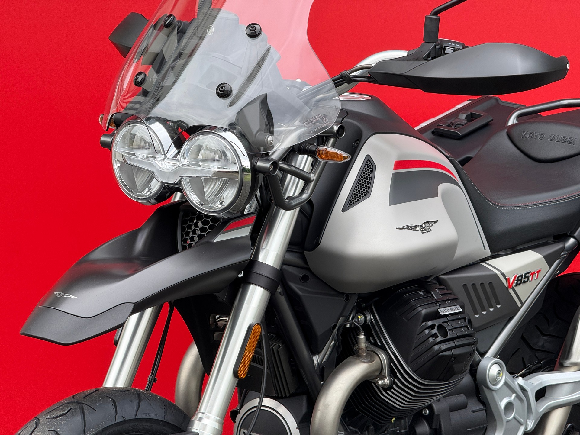 MOTO GUZZI V85 TT Travel Pack-image-5