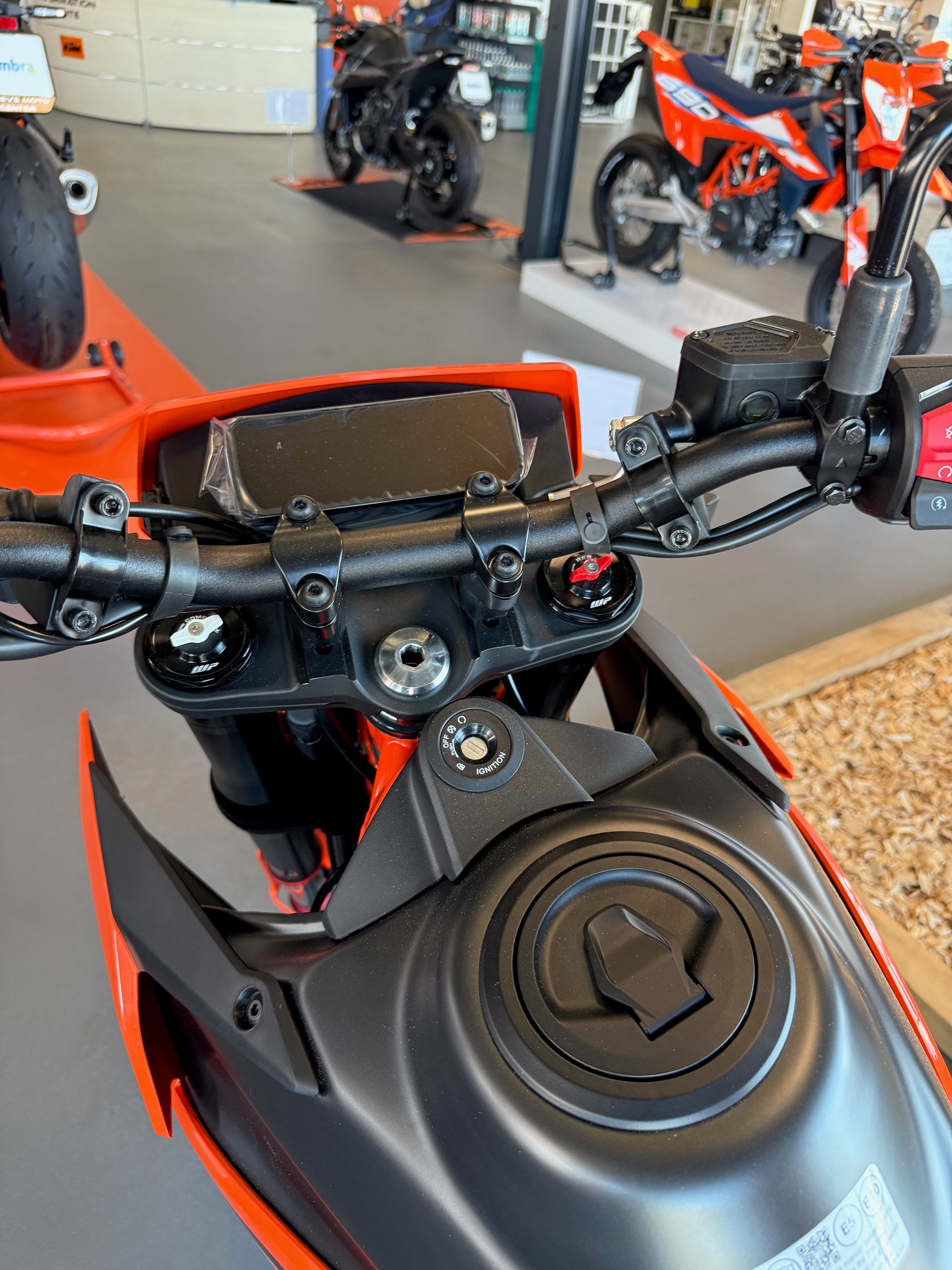 KTM 390 Enduro R-image-6