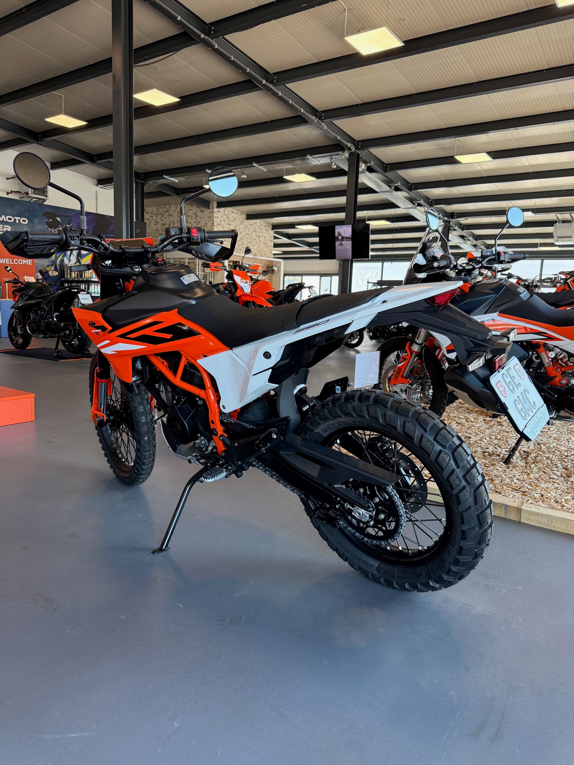 KTM 390 Enduro R-image-2