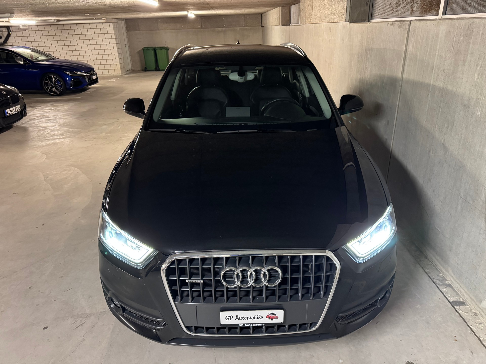 AUDI Q3 2.0 TFSI quattro S-tronic-image-12