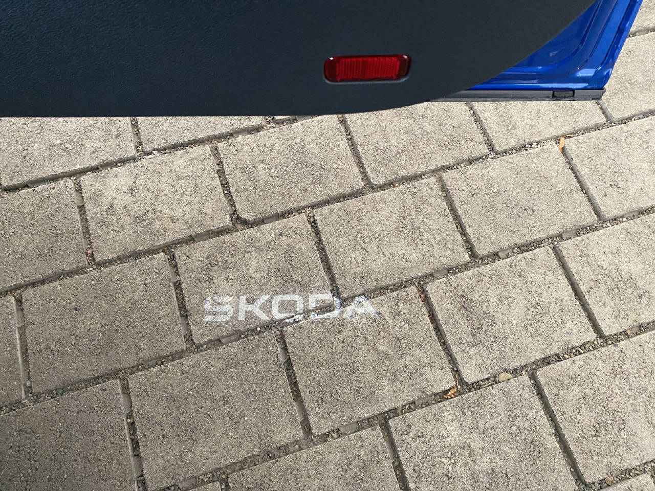 SKODA Karoq 1.5 TSI SportLine DSG-image-9