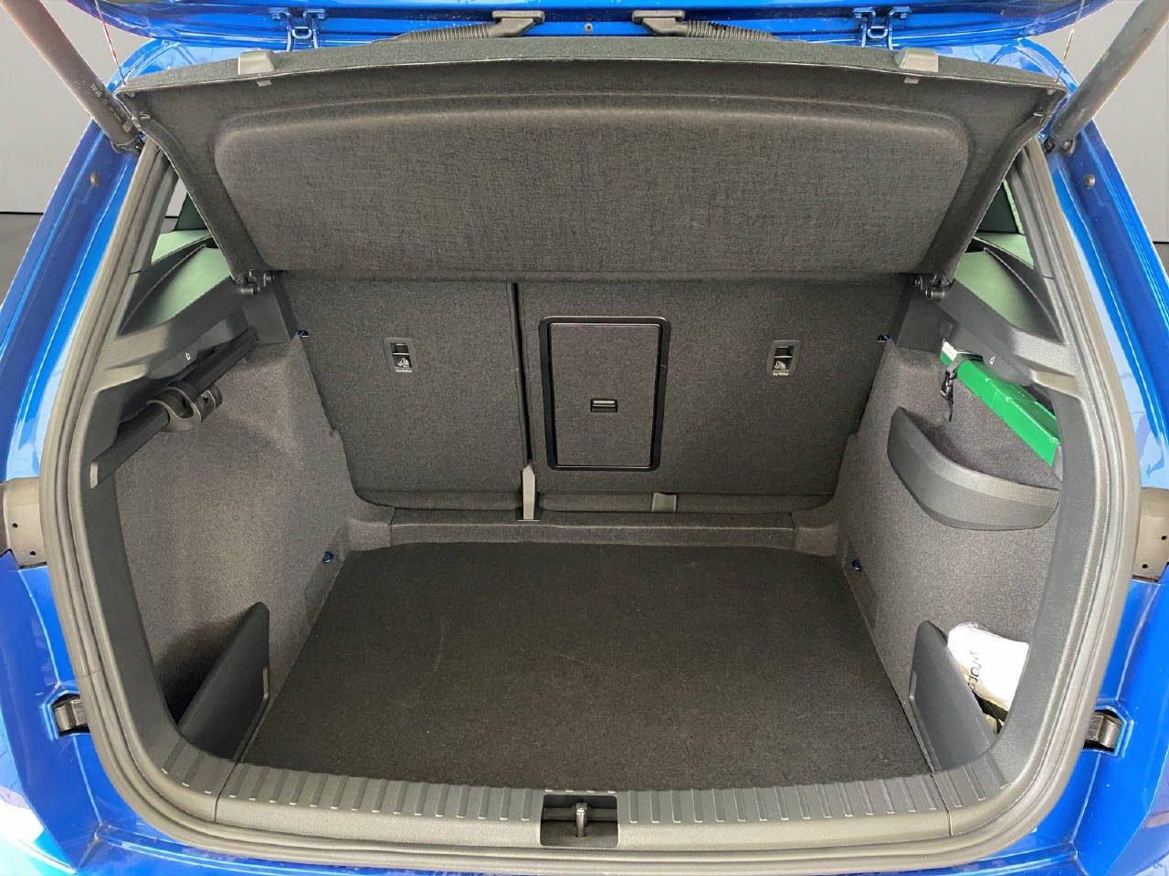 SKODA Karoq 1.5 TSI SportLine DSG-image-6
