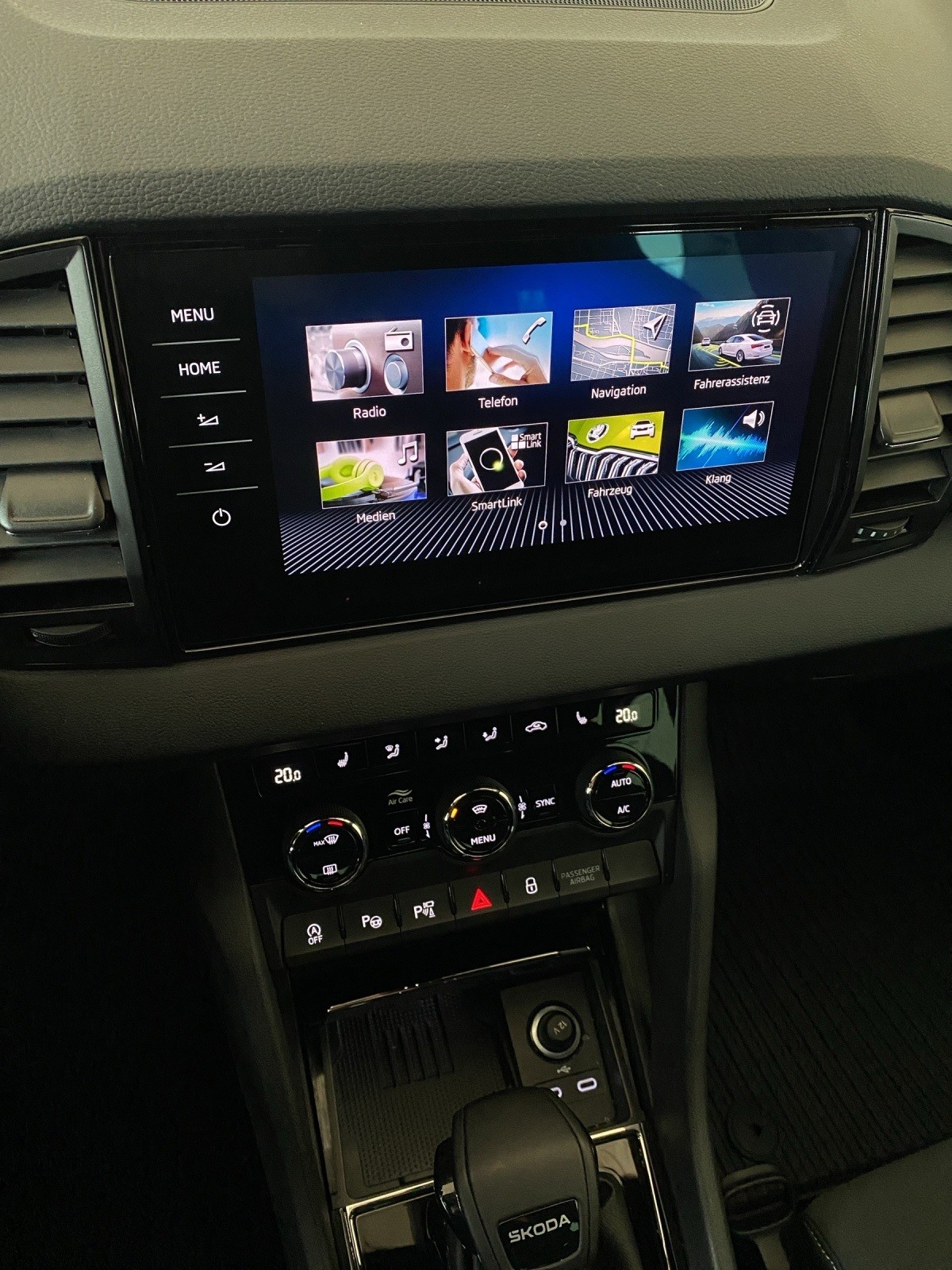 SKODA Karoq 1.5 TSI SportLine DSG-image-10