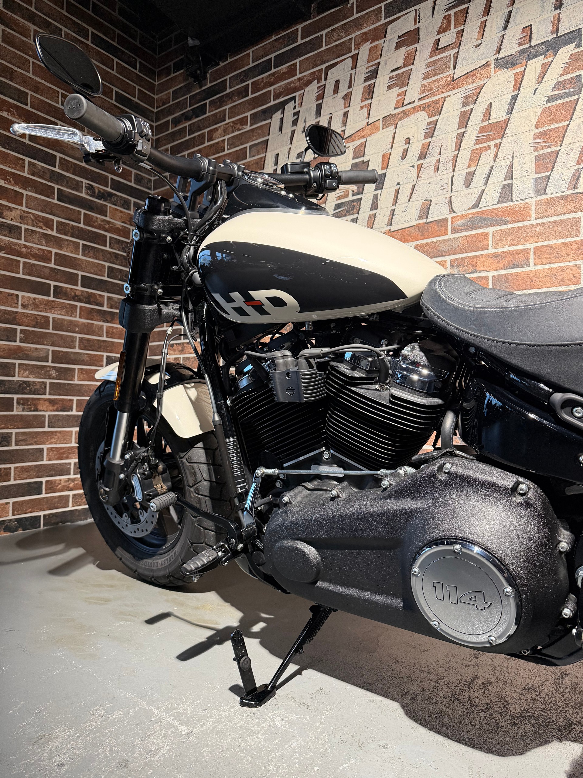 HARLEY-DAVIDSON FXFBS Fat Bob 114-image-2