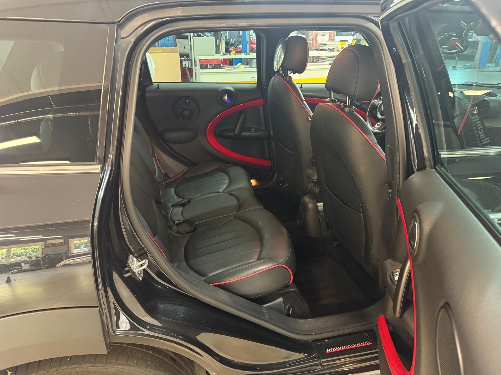 MINI Countryman John Cooper Works ALL4 Steptronic-image-11