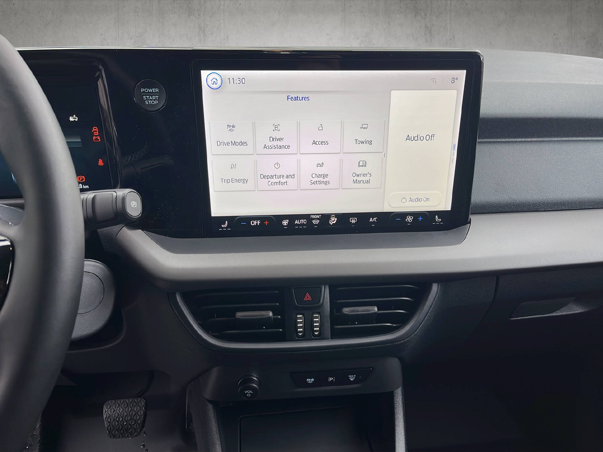FORD E-Transit Courier Van Trend-image-15