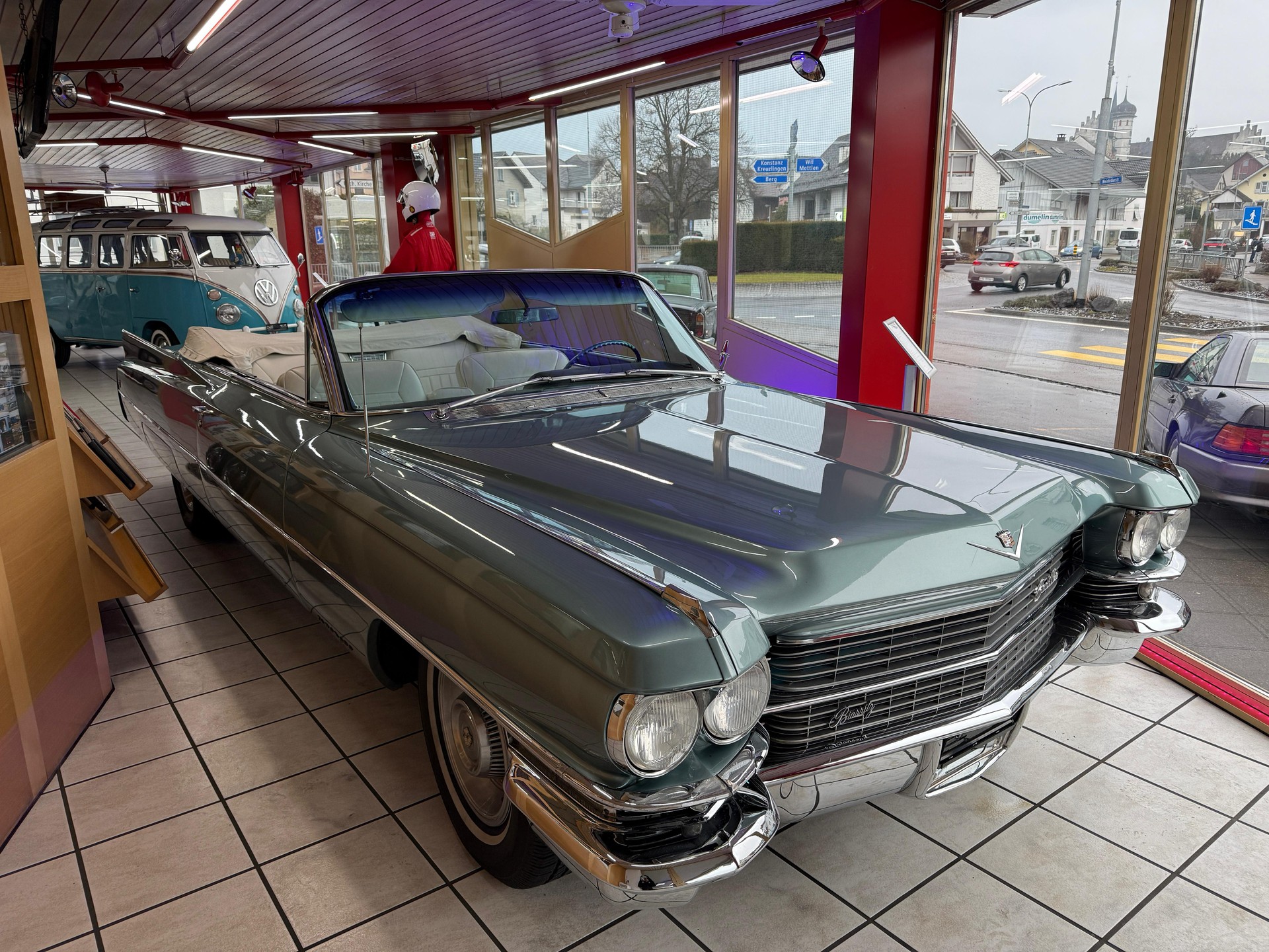 CADILLAC ELDORADO-showroom-element-1