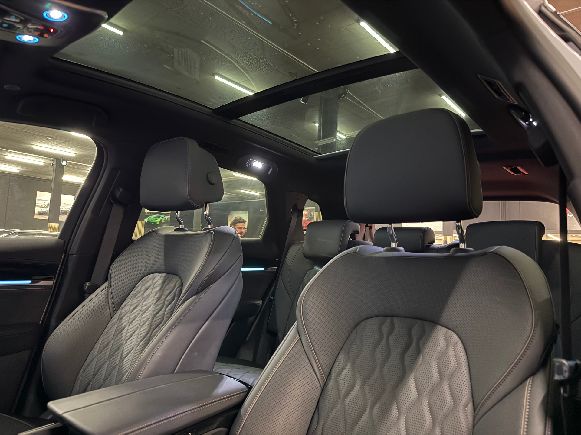 BYD TANG FLAGSHIP 7 Pl. 4x4-image-24