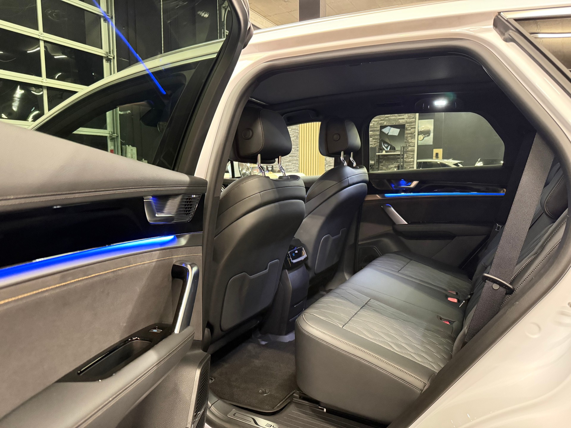 BYD TANG FLAGSHIP 7 Pl. 4x4-image-15
