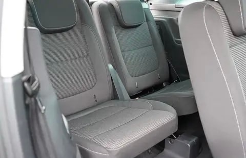 VW Sharan 2.0 TDI BMT Family DSG – 7-Plätzer mit Panorama-Schiebedach, Soft-Close & integrierten Kindersitzen-image-12