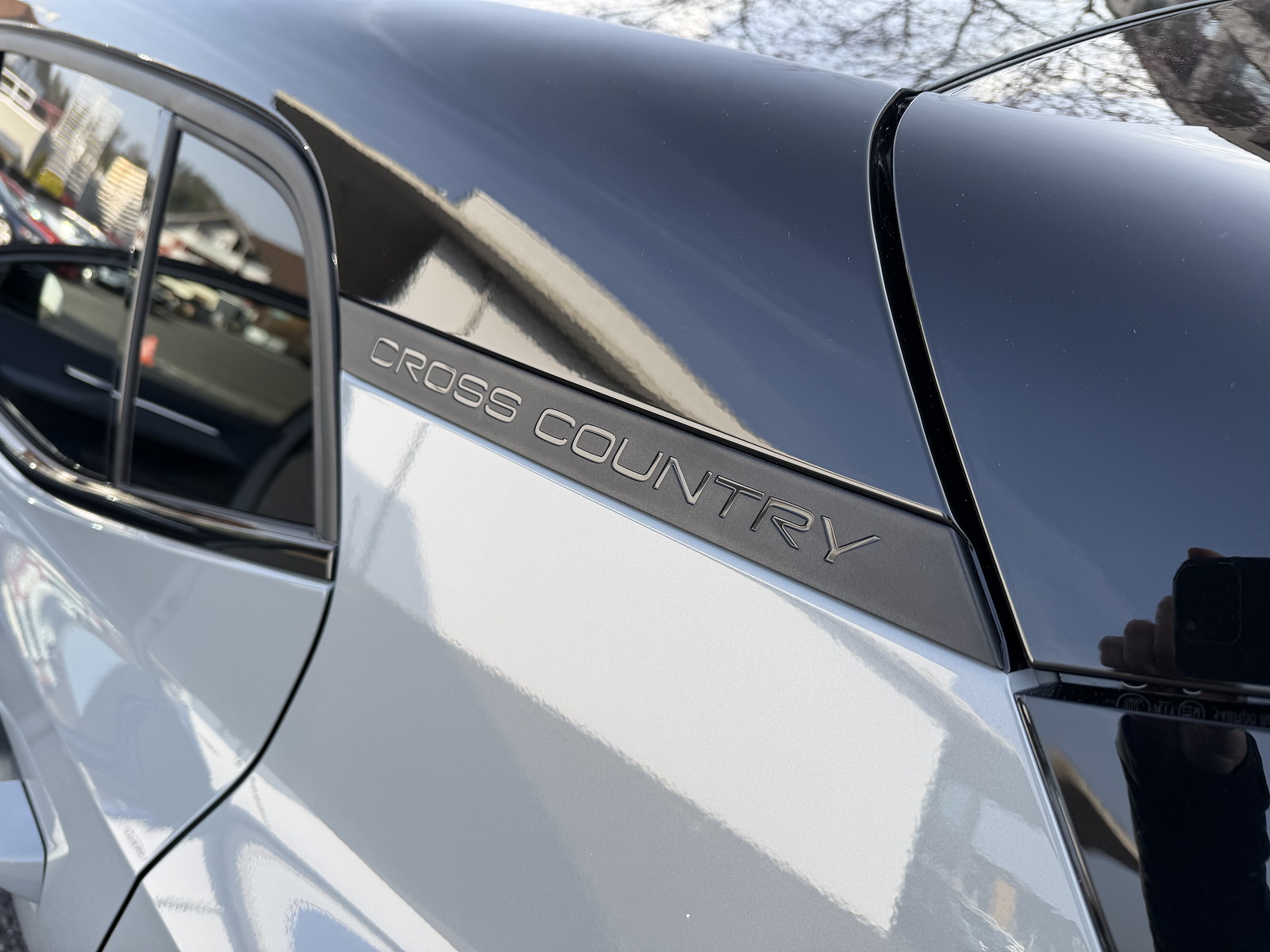 VOLVO EX 30 CC E60 Twin Performance AWD-image-8