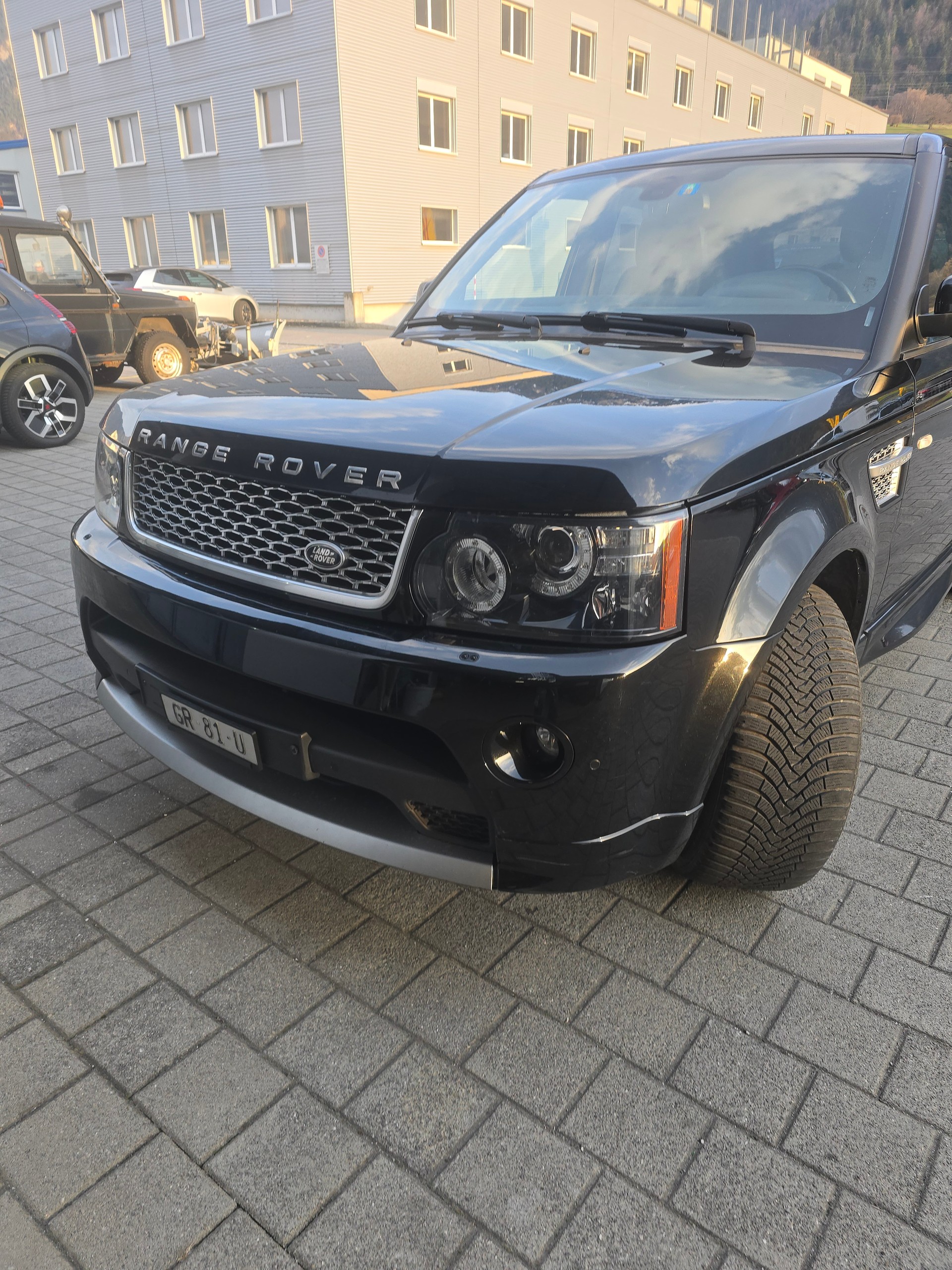 LAND ROVER Range Rover Sport 3.0 TDV6 Autobiography Automatic-image-6