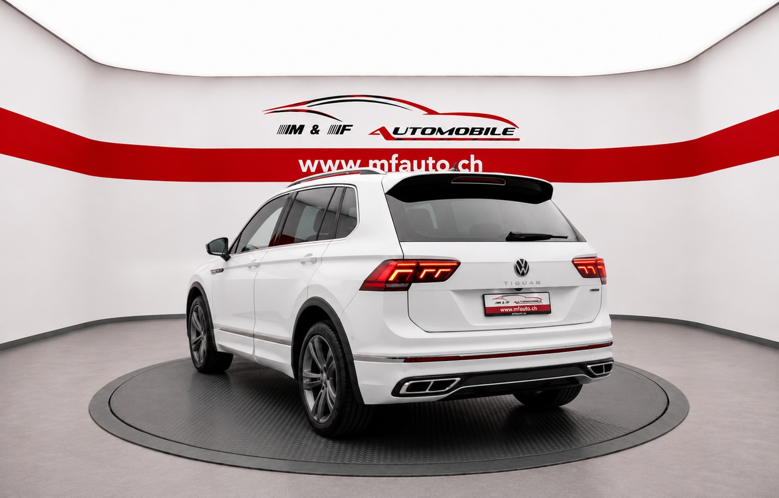 VW Tiguan 2.0 TDI SCR R-Line DSG CH FAHRZEUG-showroom-element-3