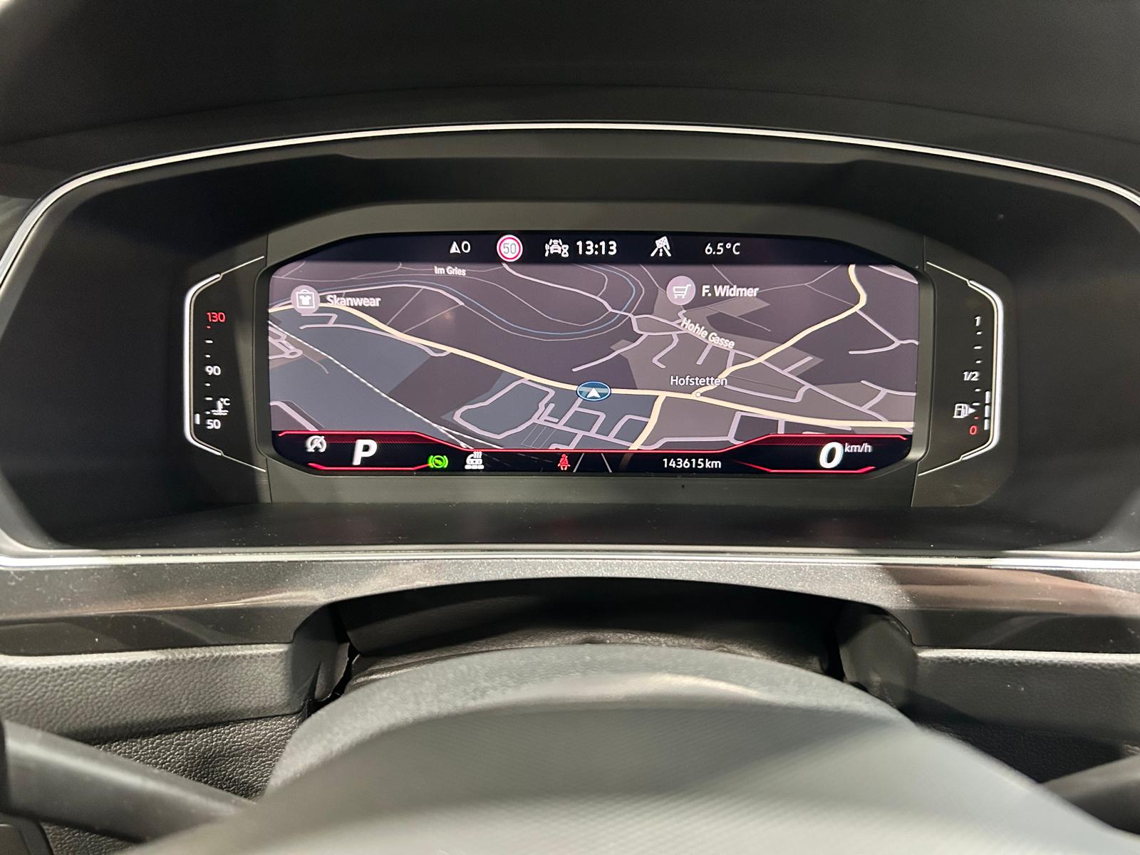 VW Tiguan 2.0 TDI SCR R-Line DSG CH FAHRZEUG-image-21