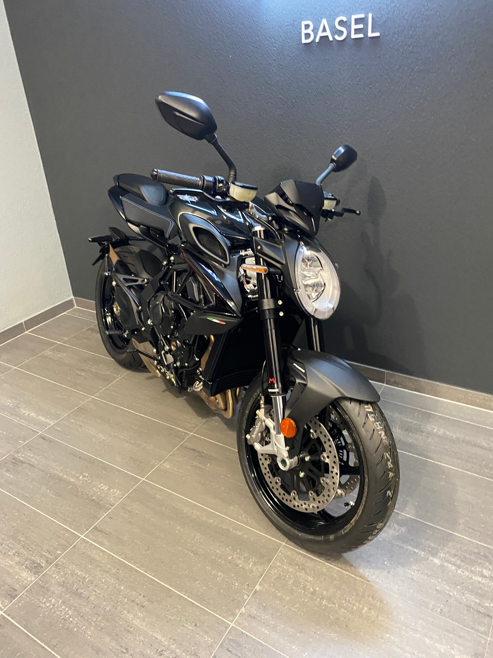 MV AGUSTA Brutale 800 R 35kW-image-6