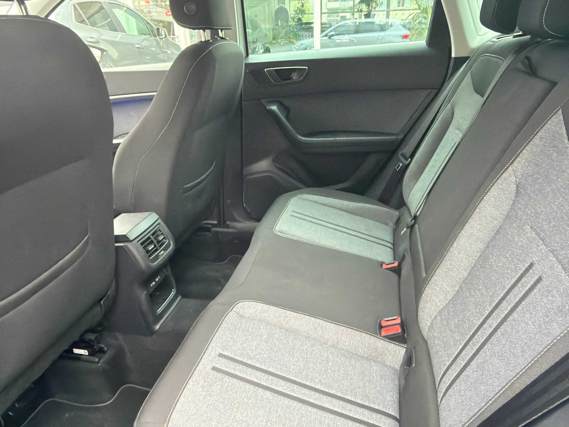 SEAT Ateca 2.0 TDI CR Style 4Drive DSG-image-14