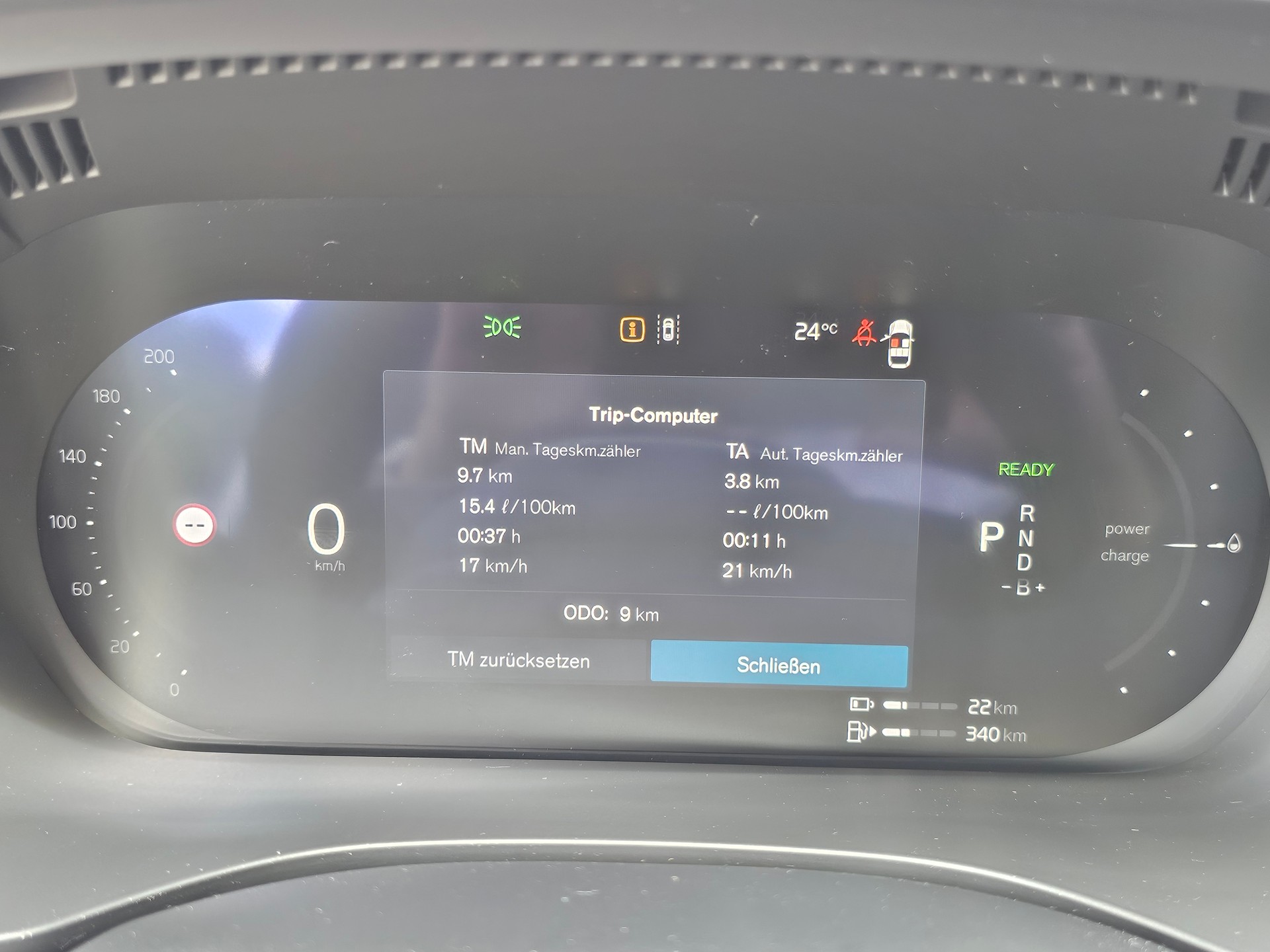 VOLVO XC60 2.0 T6 TE Ultra Bright eAWD-image-10