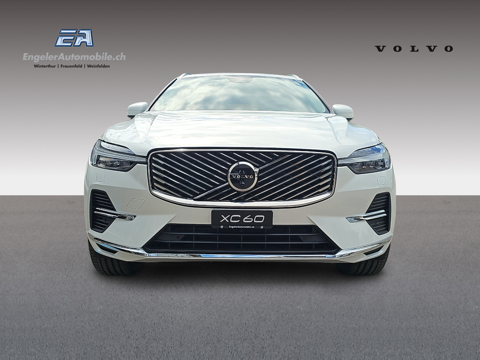 VOLVO XC60 2.0 T6 TE Ultra Bright eAWD-showroom-element-1