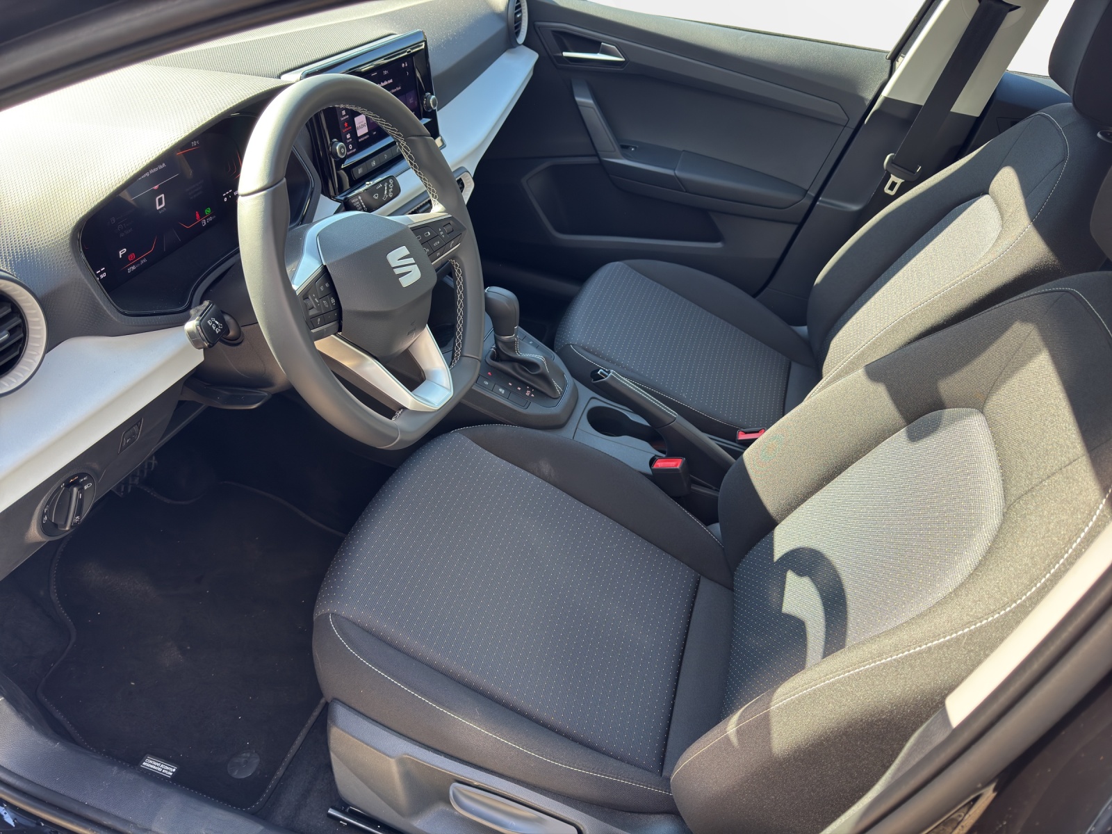SEAT Ibiza 1.0 EcoTSI Move DSG-image-8
