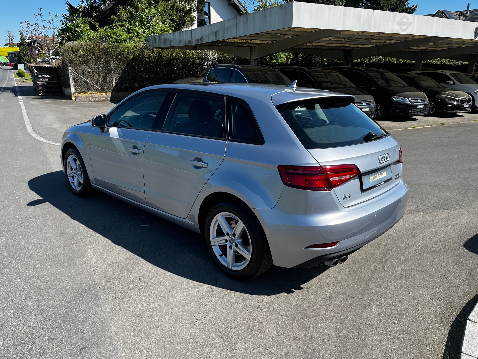 AUDI A3 Sportback 2.0 TFSI quattro S-tronic-showroom-element-3