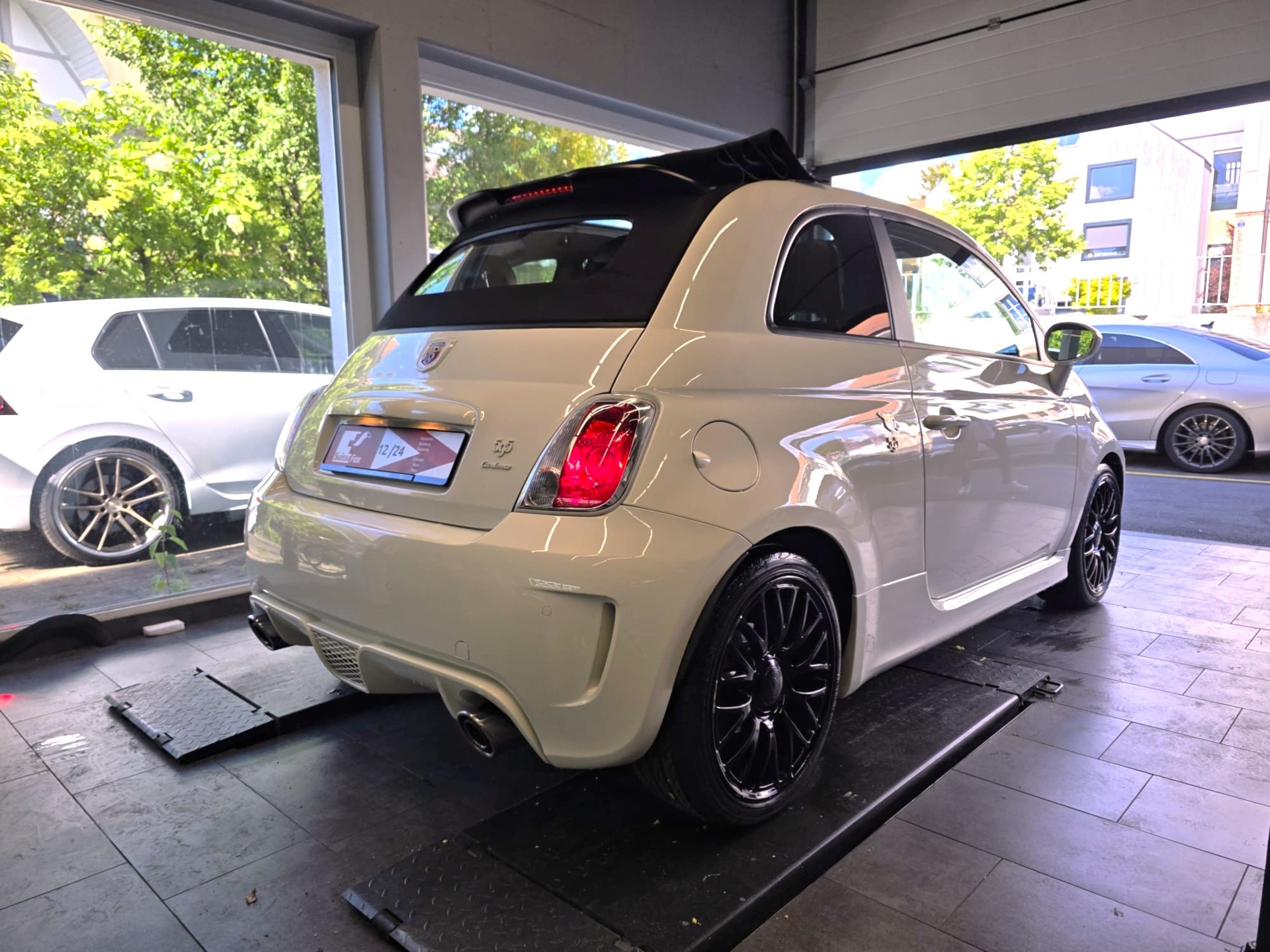 FIAT 595 1.4 16V Turbo Abarth Turismo-image-5