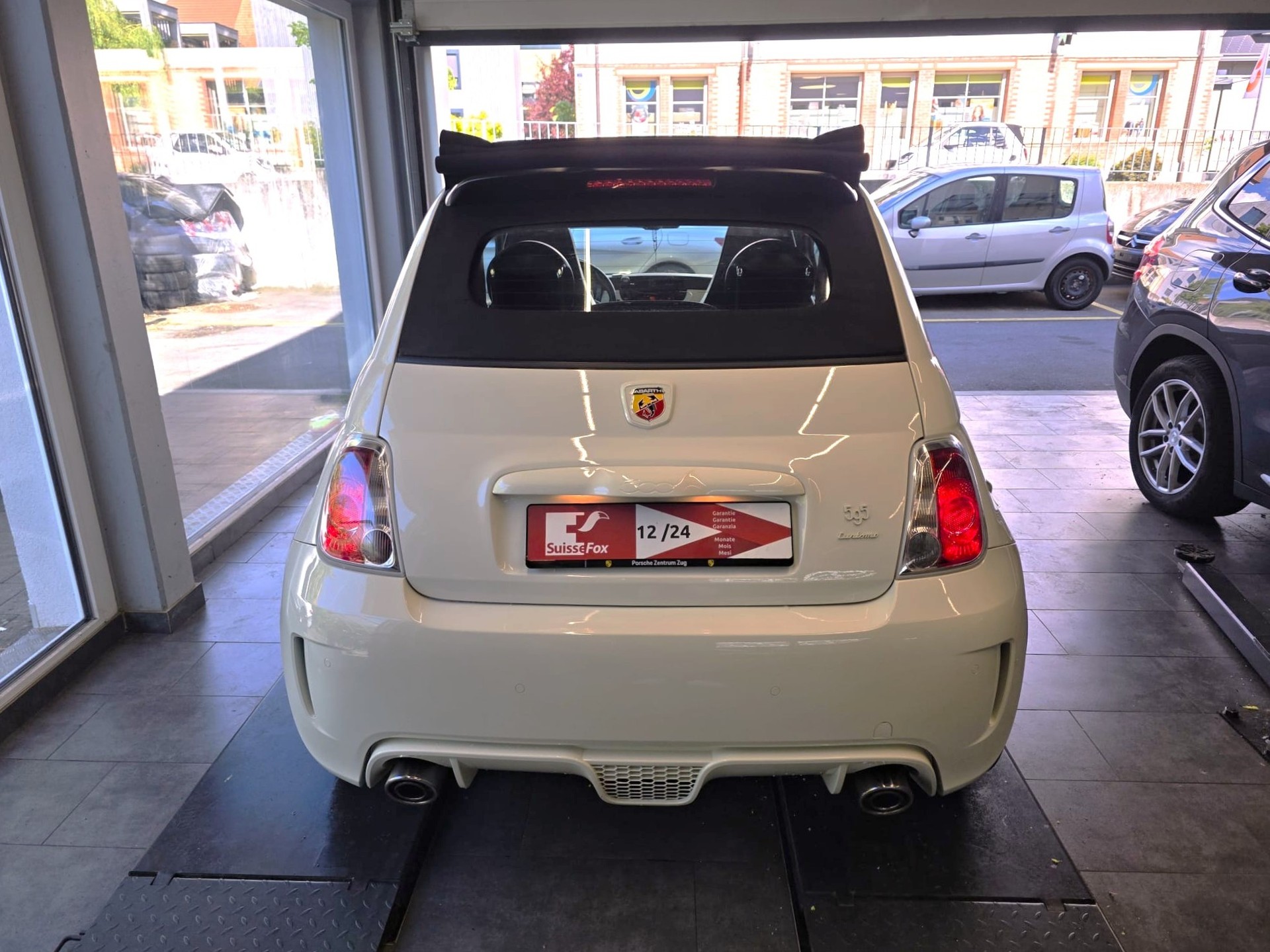 FIAT 595 1.4 16V Turbo Abarth Turismo-image-8