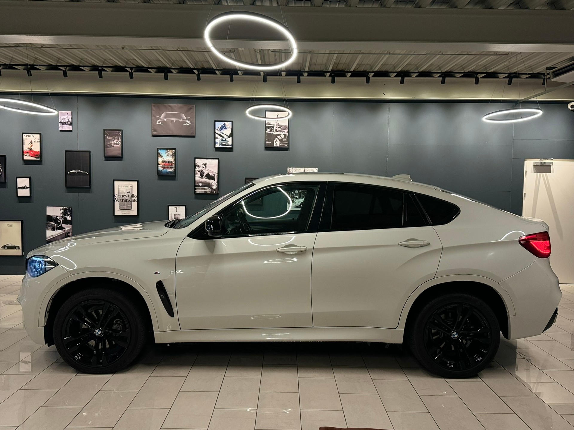 BMW X6 xDrive 30d Steptronic-showroom-element-3