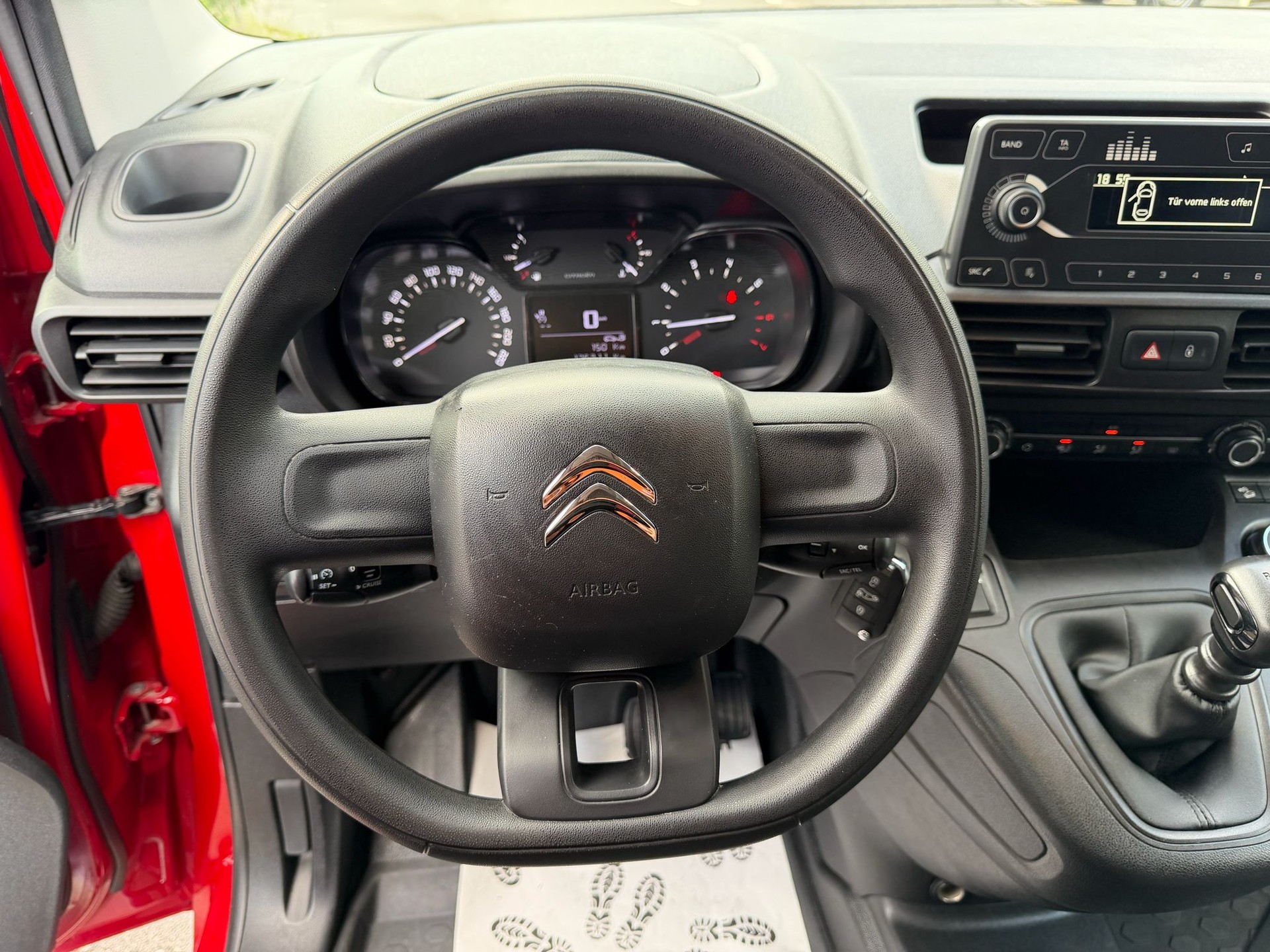 CITROEN Berlingo DANGEL Van 1.5 Blue HDi 130 s/s Club 650kg 4x4-image-10