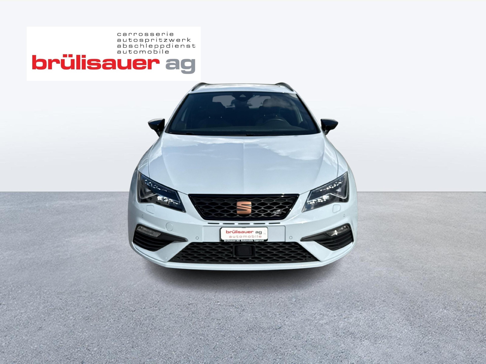 SEAT Leon ST 2.0 TSI 300 Cupra 4Drive DSG-image-7