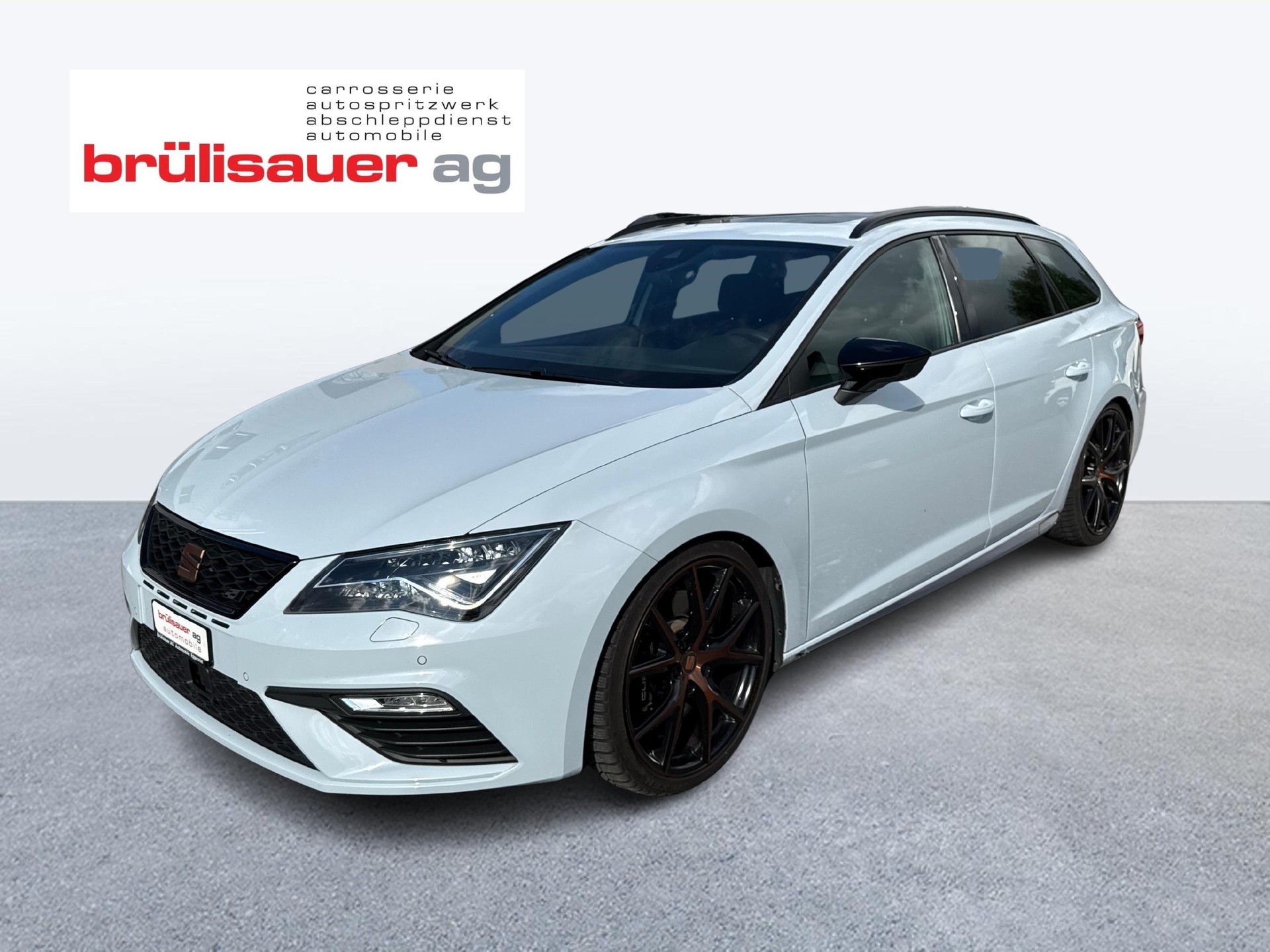 SEAT Leon ST 2.0 TSI 300 Cupra 4Drive DSG