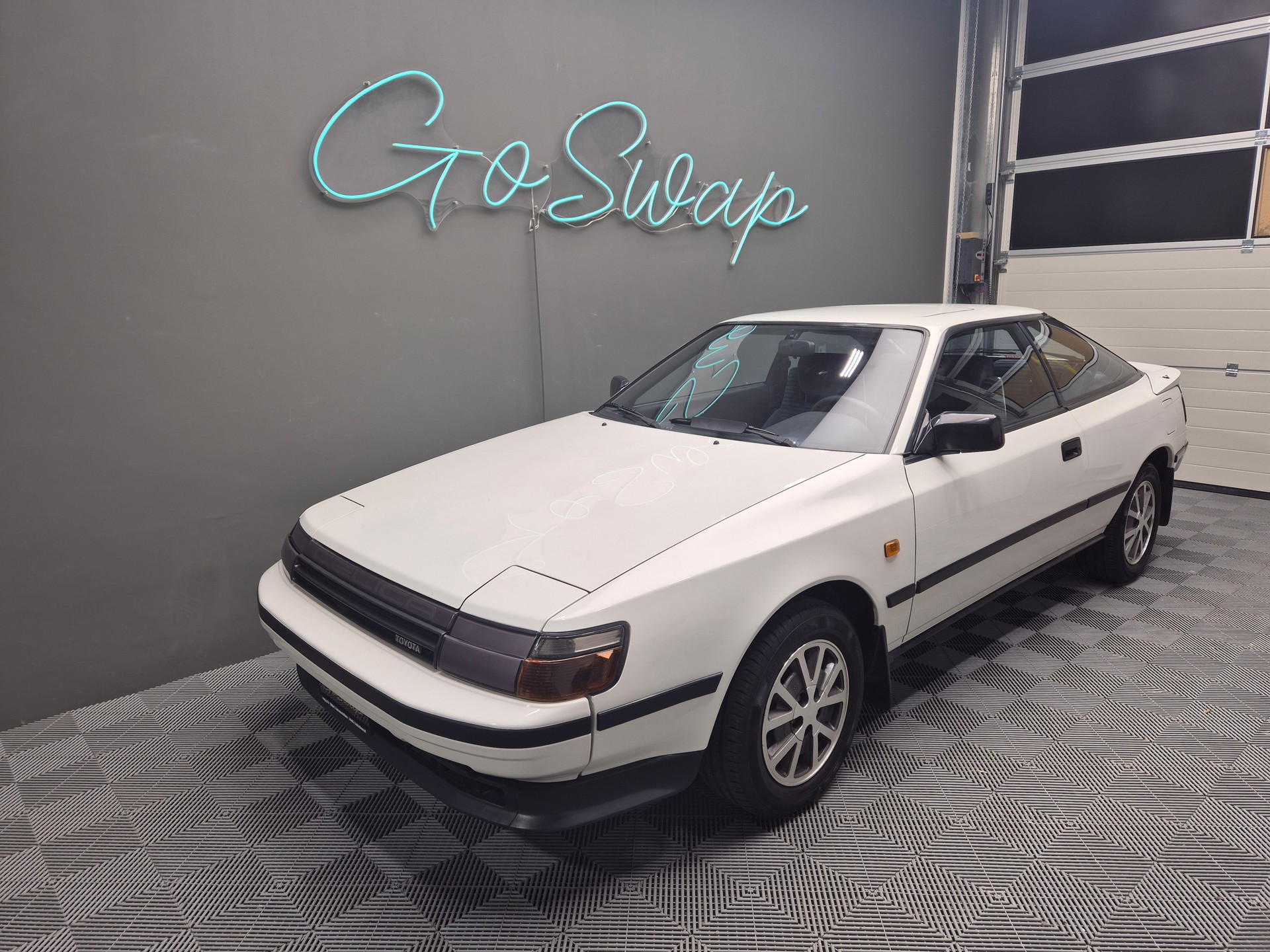 TOYOTA Celica 2000 GT Liftback-showroom-element-3