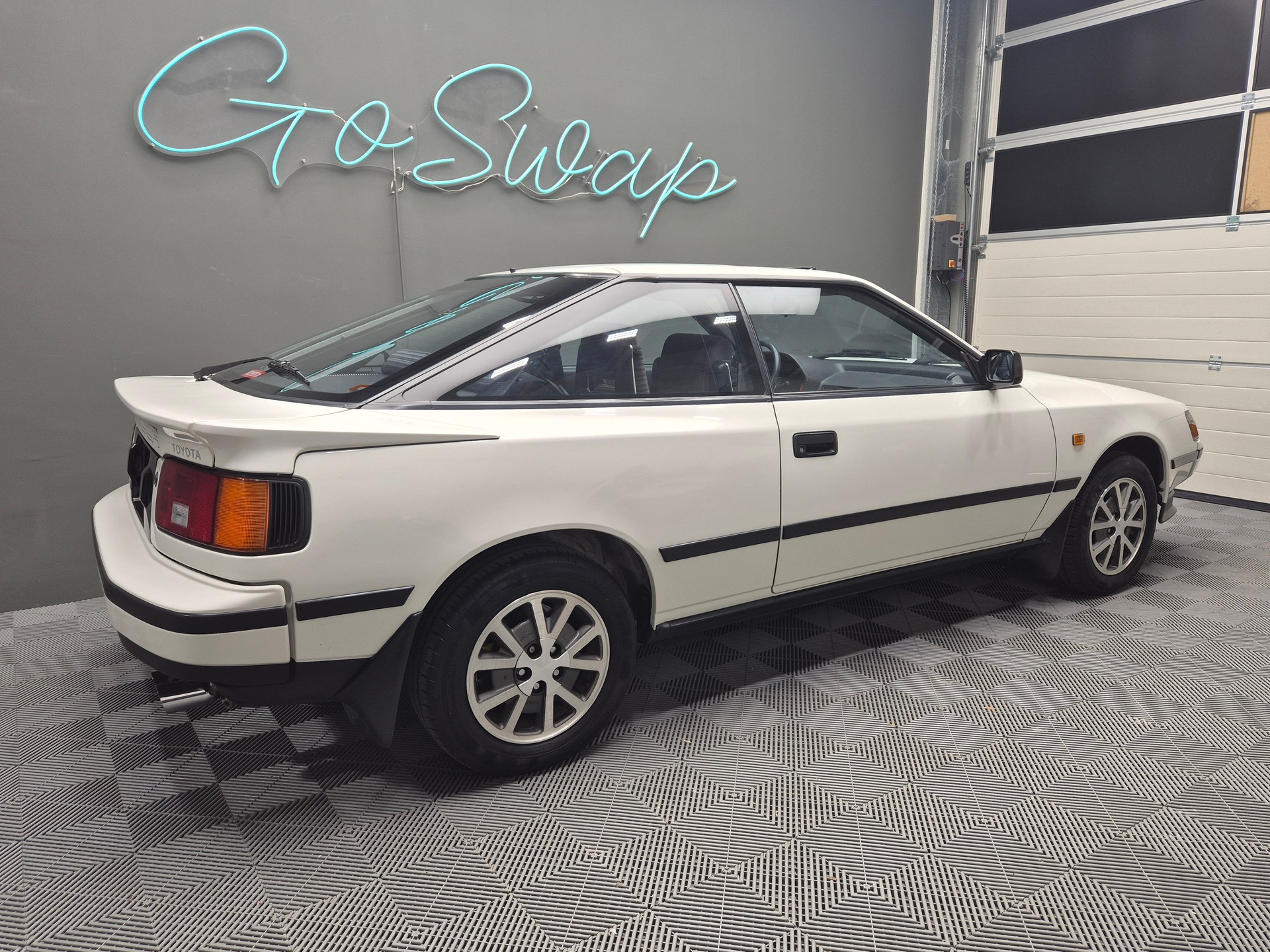 TOYOTA Celica 2000 GT Liftback-showroom-element-1