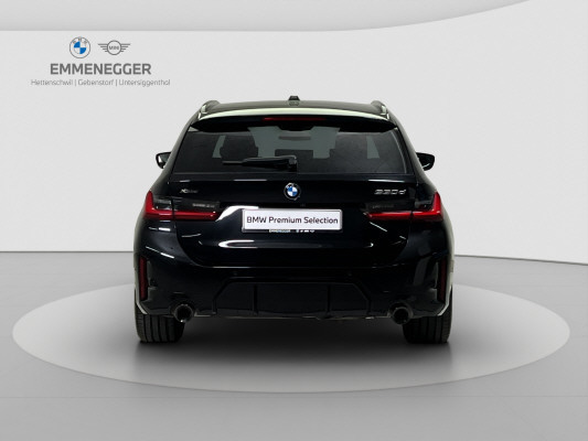 BMW 330d xDr 48V T M SportPro-showroom-element-3