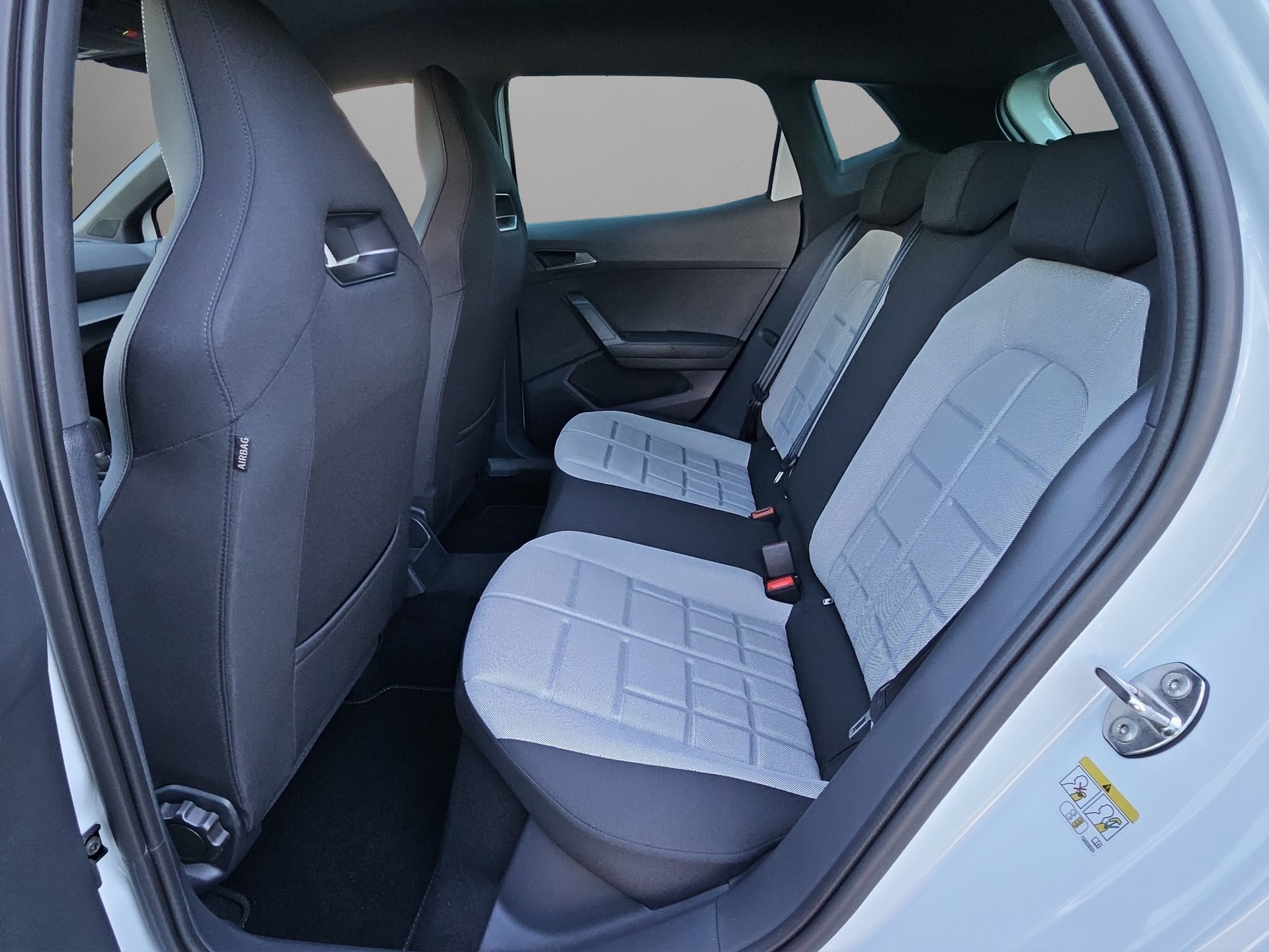 SEAT Ibiza 1.0 EcoTSI Move FR DSG-image-5