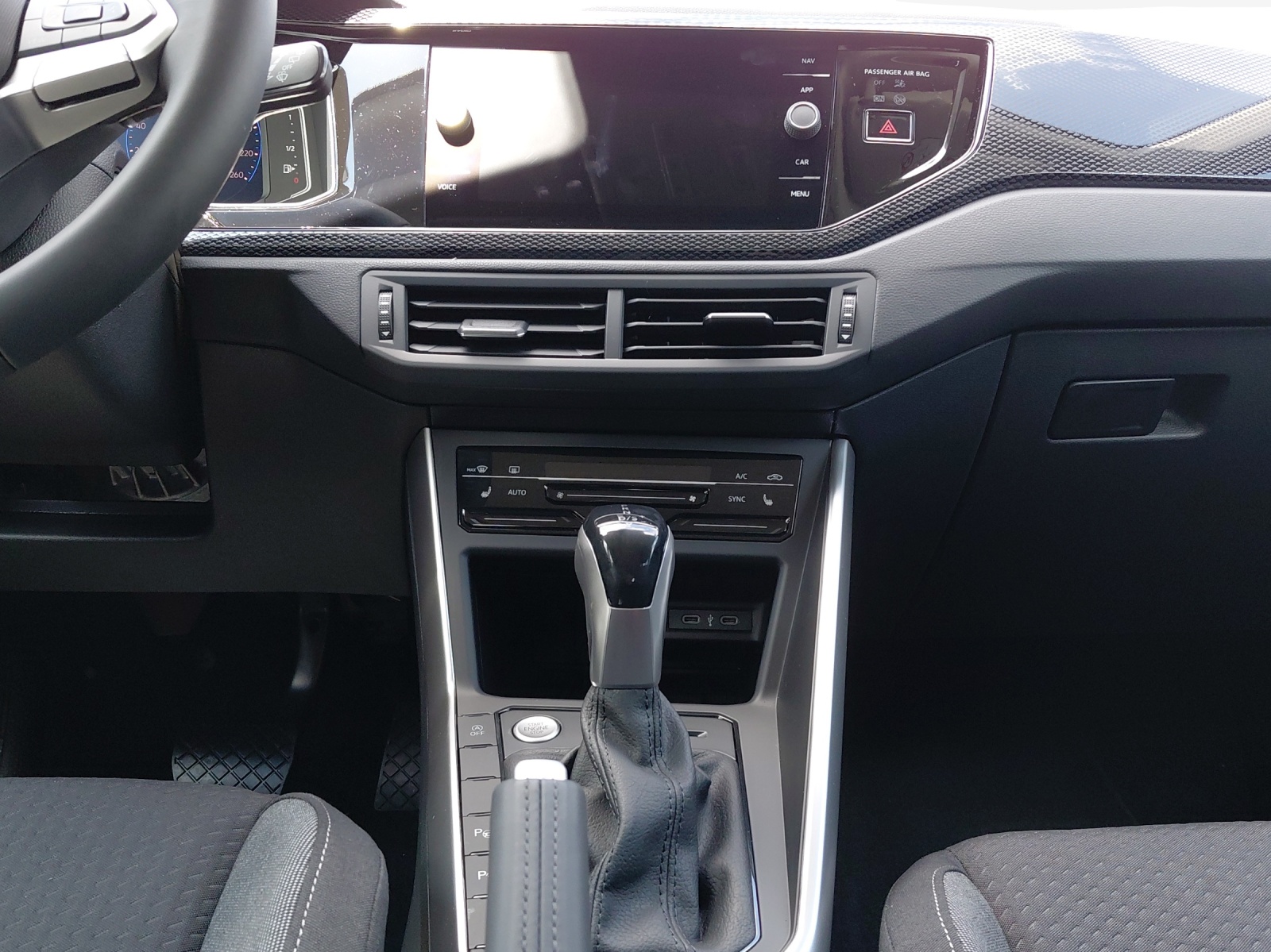 VW Polo 1.0 TSI Life DSG-image-10