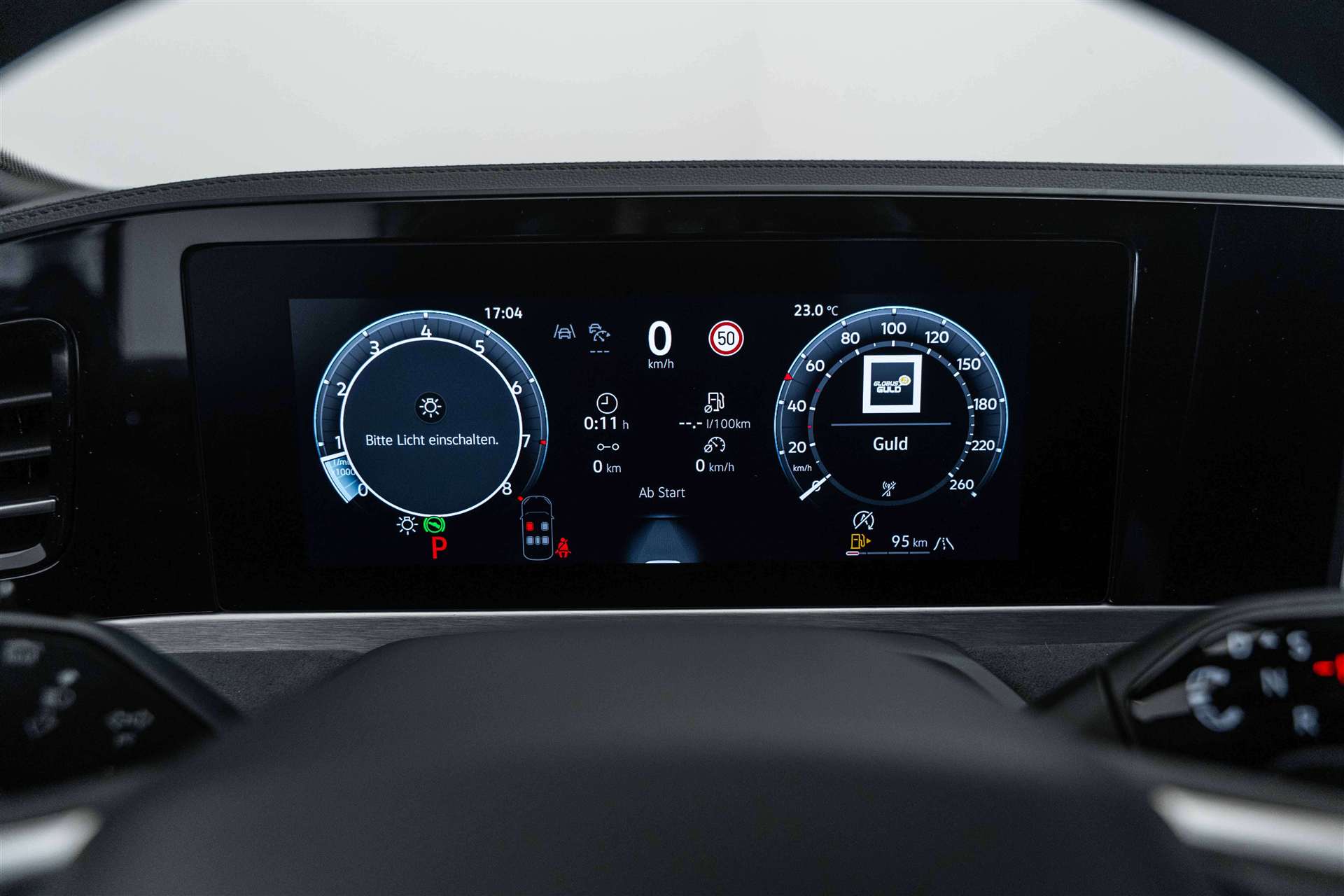 VW Passat Variant 2.0 TSi evo4 R-Line 266PS 4Motion DSG-Automat-image-27