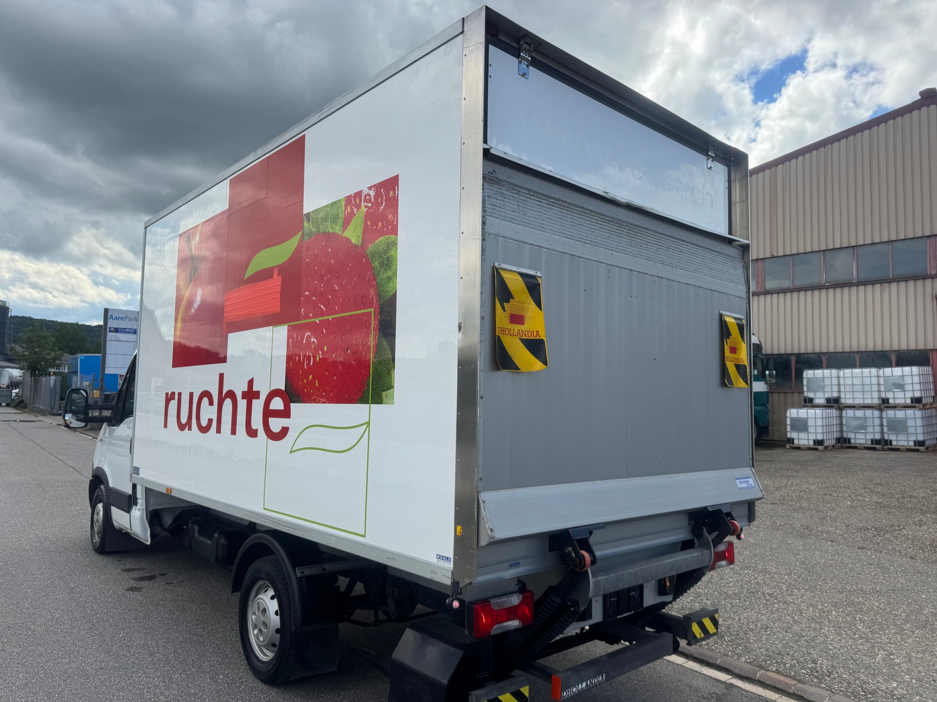 IVECO 35 S 13-image-4