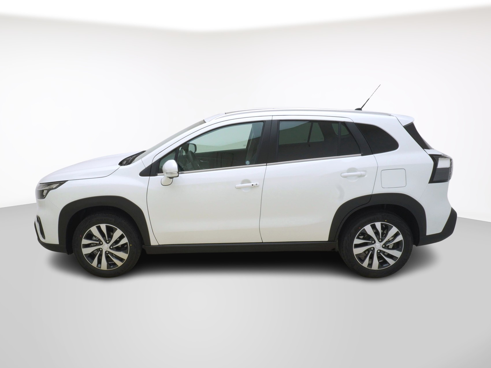 SUZUKI S-Cross 1.4 T Compact Top Hybrid 4x4-showroom-element-1