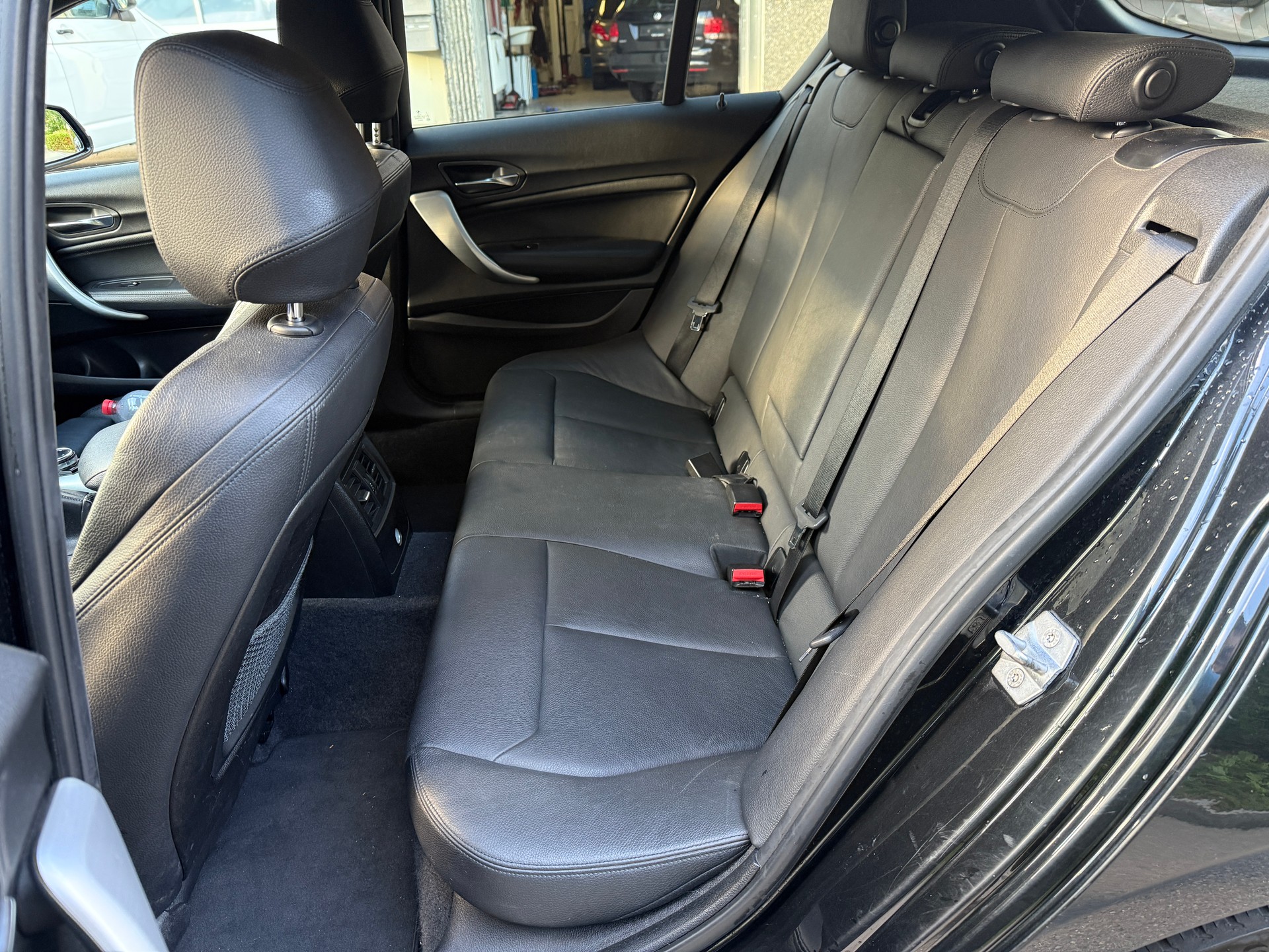 BMW M135i xDrive Steptronic-image-8