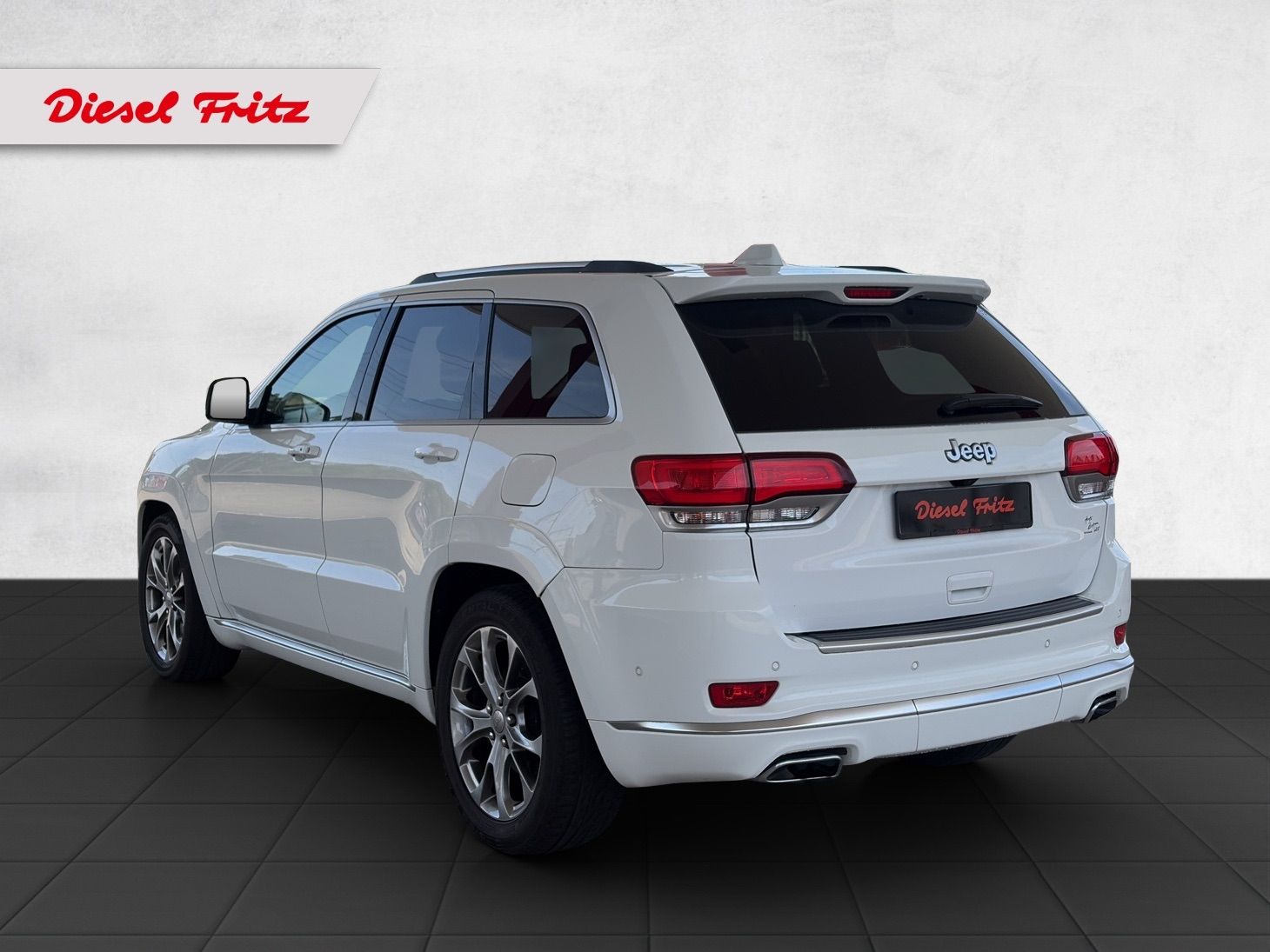 JEEP Grand Cherokee 3.0 CRD Summit Automatic-showroom-element-2