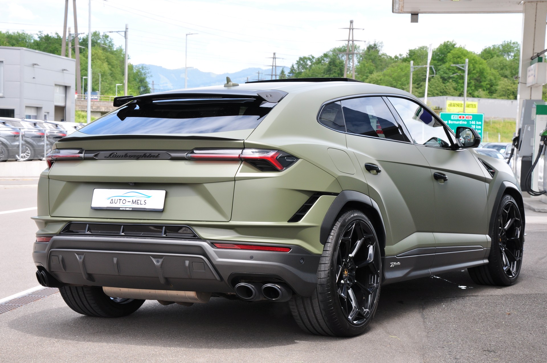 LAMBORGHINI Urus E-Gear PERFORMANTE-image-10