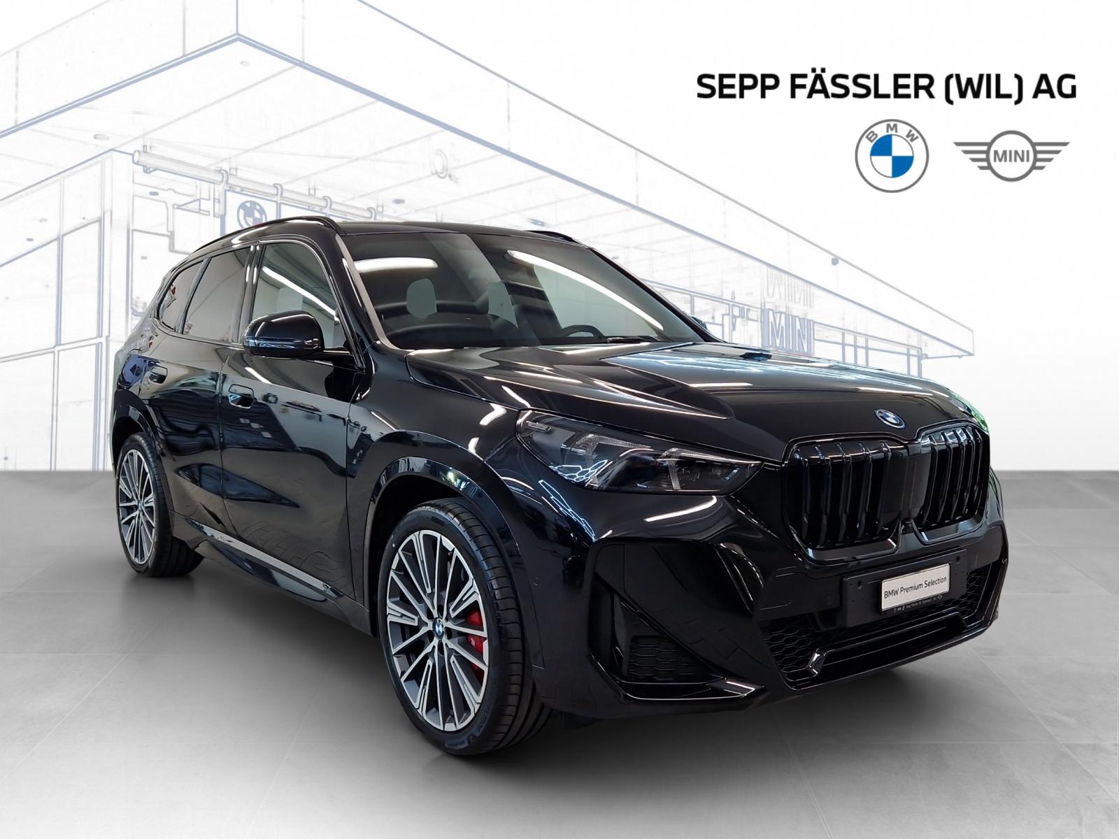 BMW X1 xDrive30e M Sport Pro-showroom-element-1
