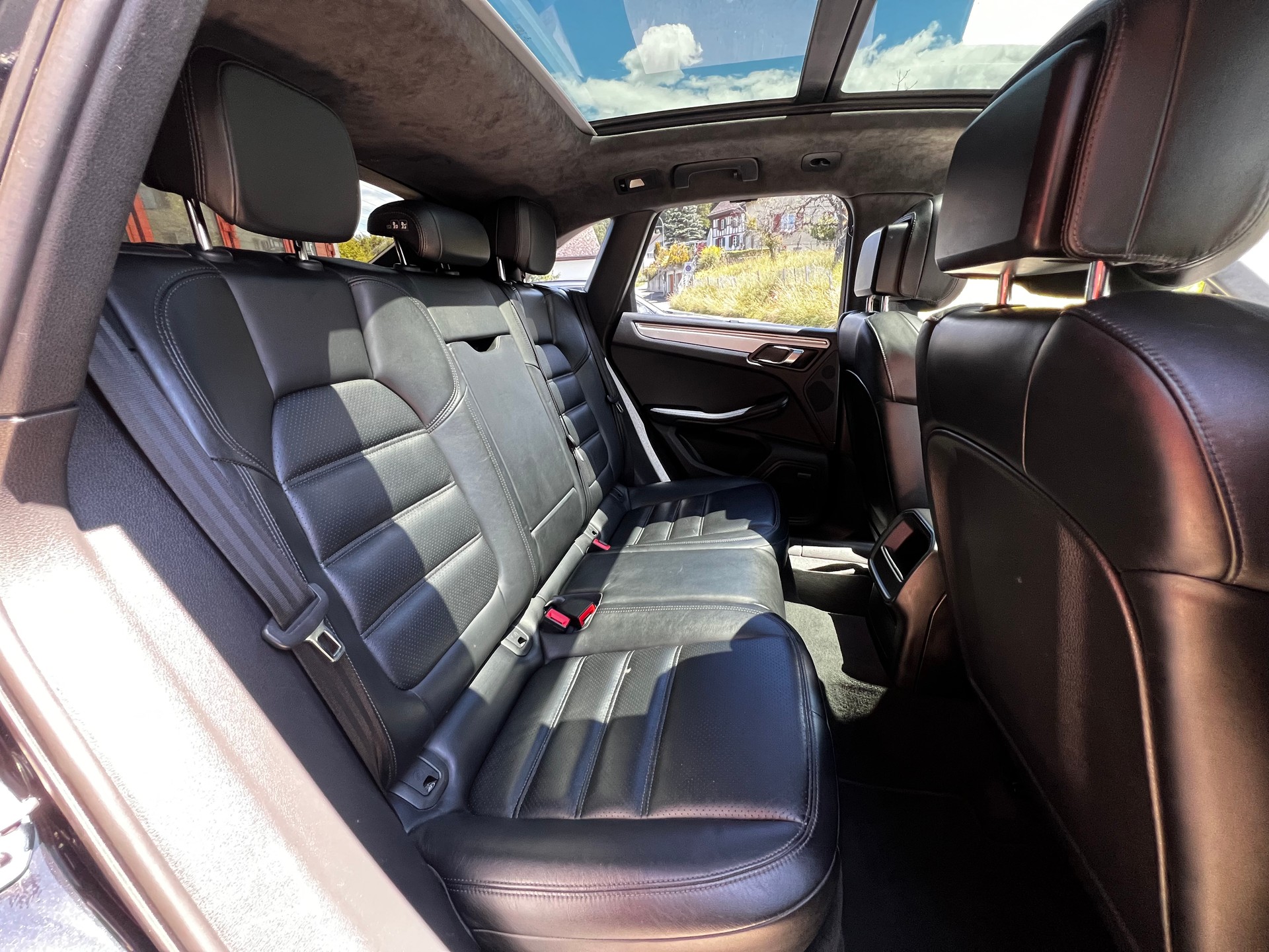 PORSCHE Macan Turbo PDK-image-10