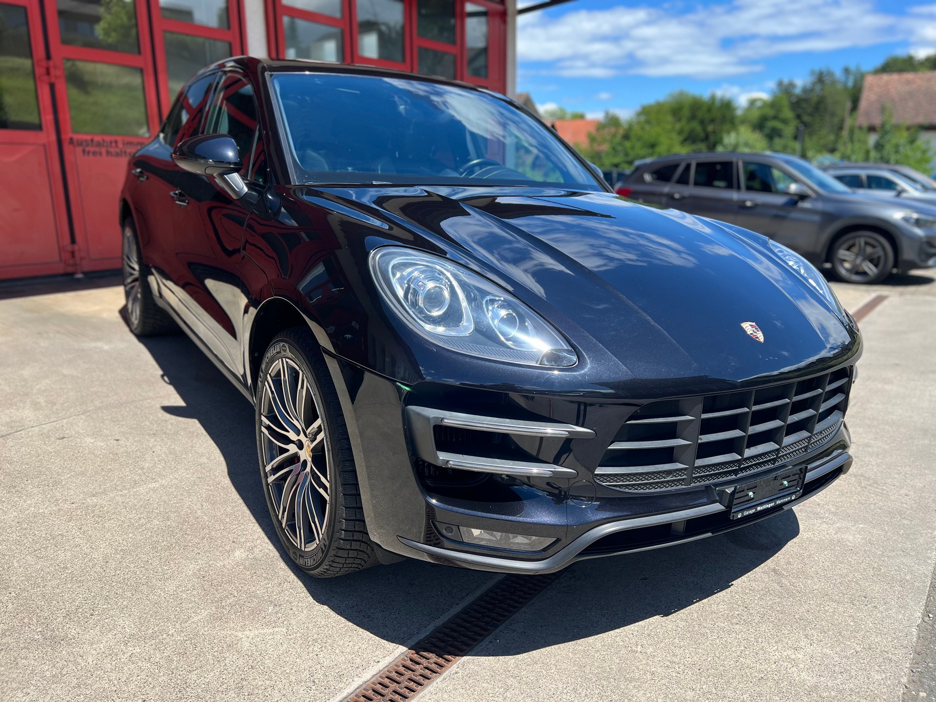 PORSCHE Macan Turbo PDK-image-8