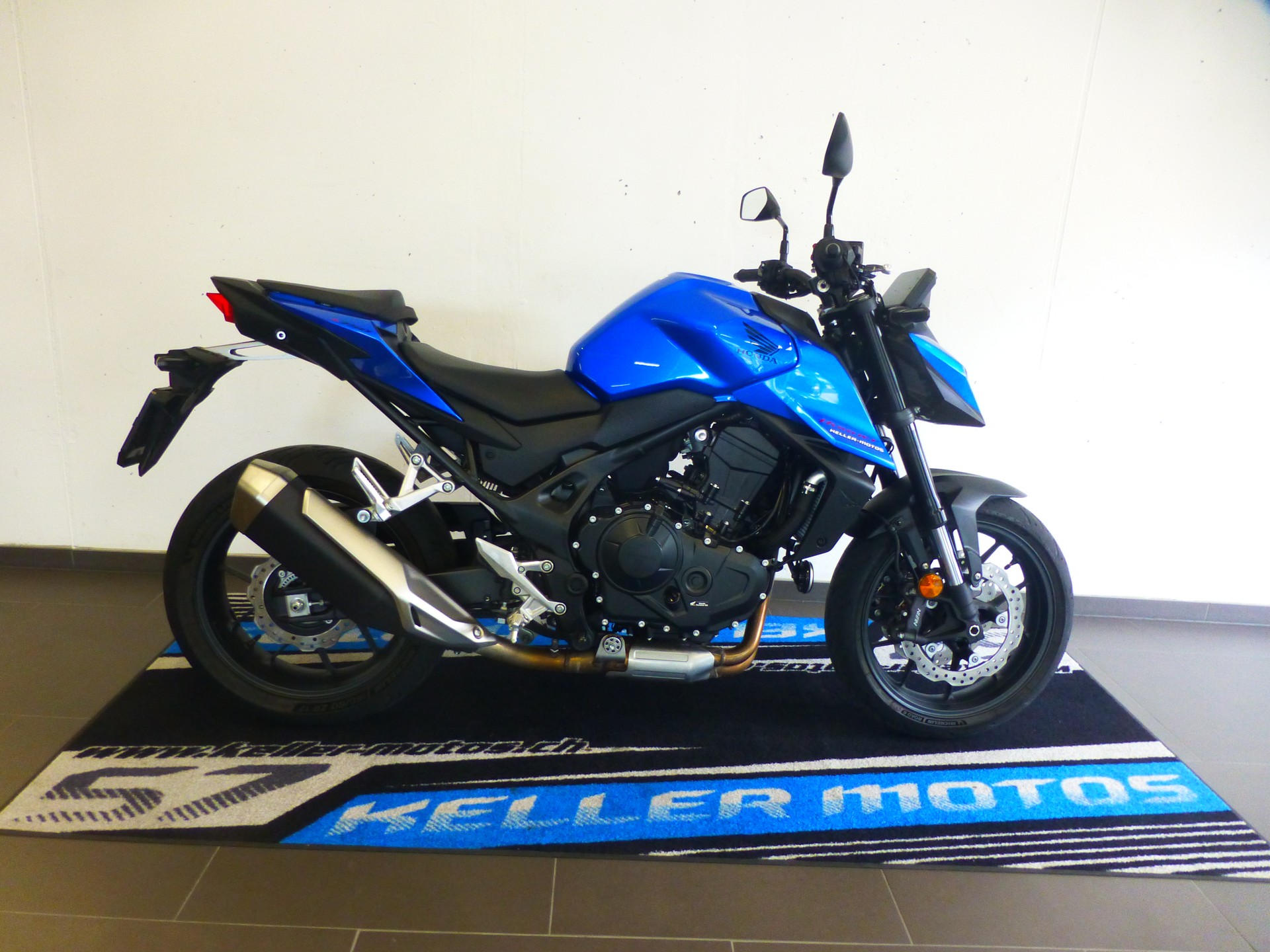 HONDA CB 750 Hornet-image-0