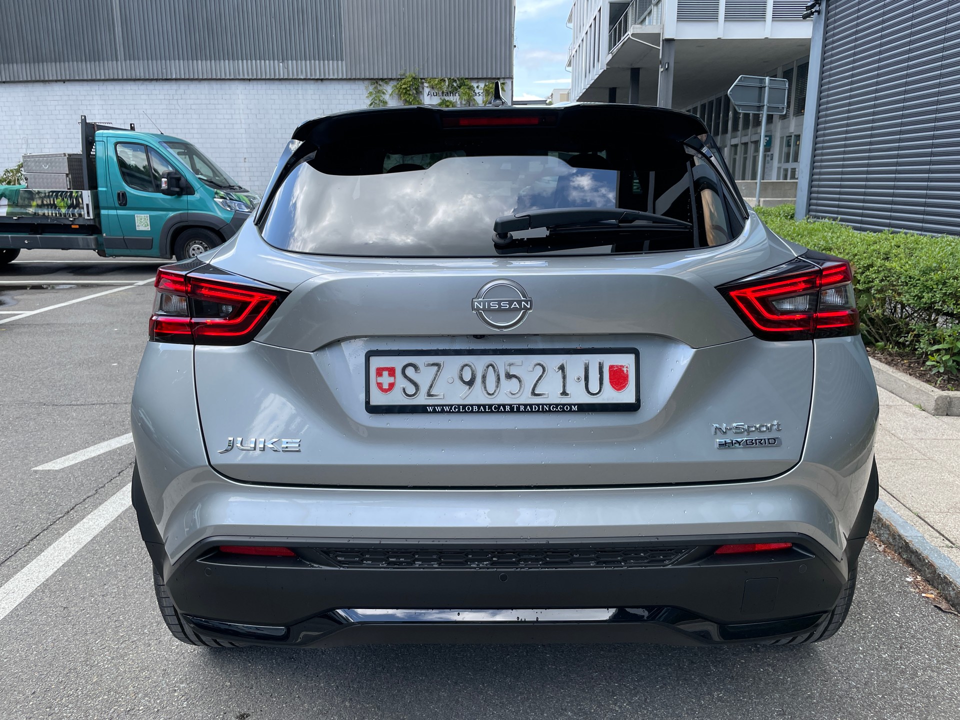 NISSAN Juke 1.6 FHEV N-Sport-showroom-element-2
