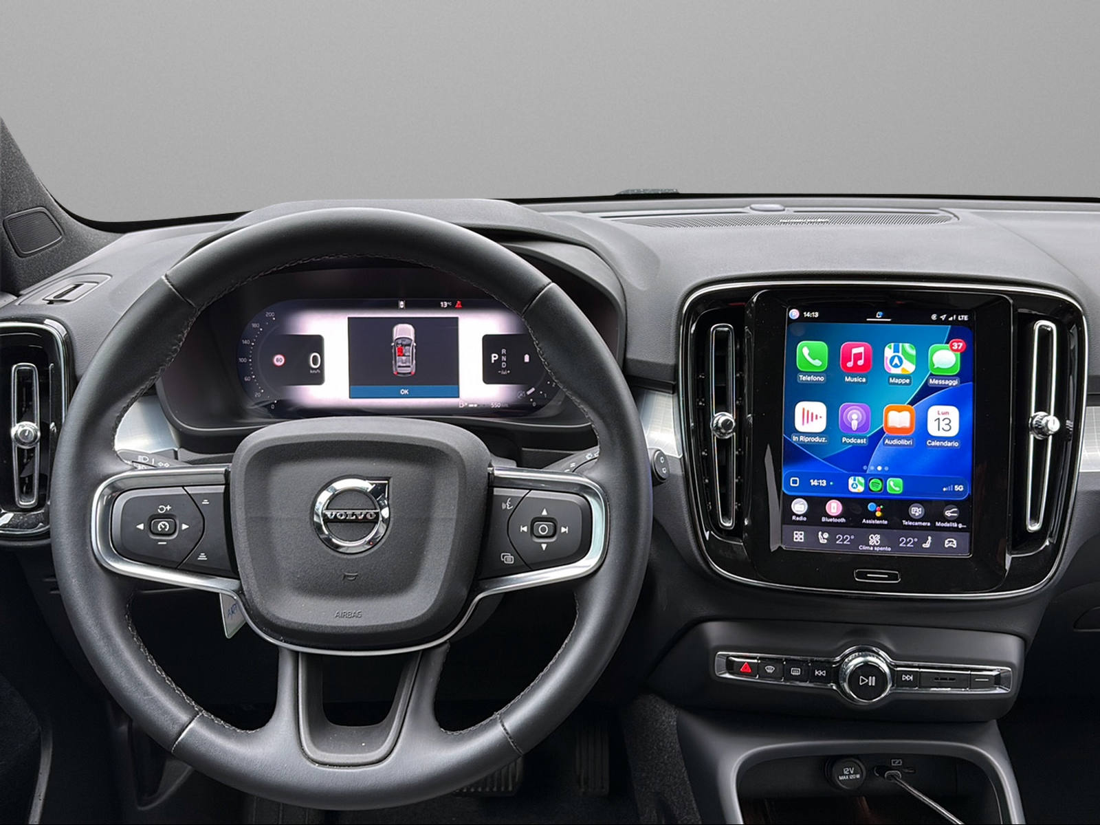 VOLVO XC40 B4 Benzin Mild Hybrid Plus Dark DCT-image-13